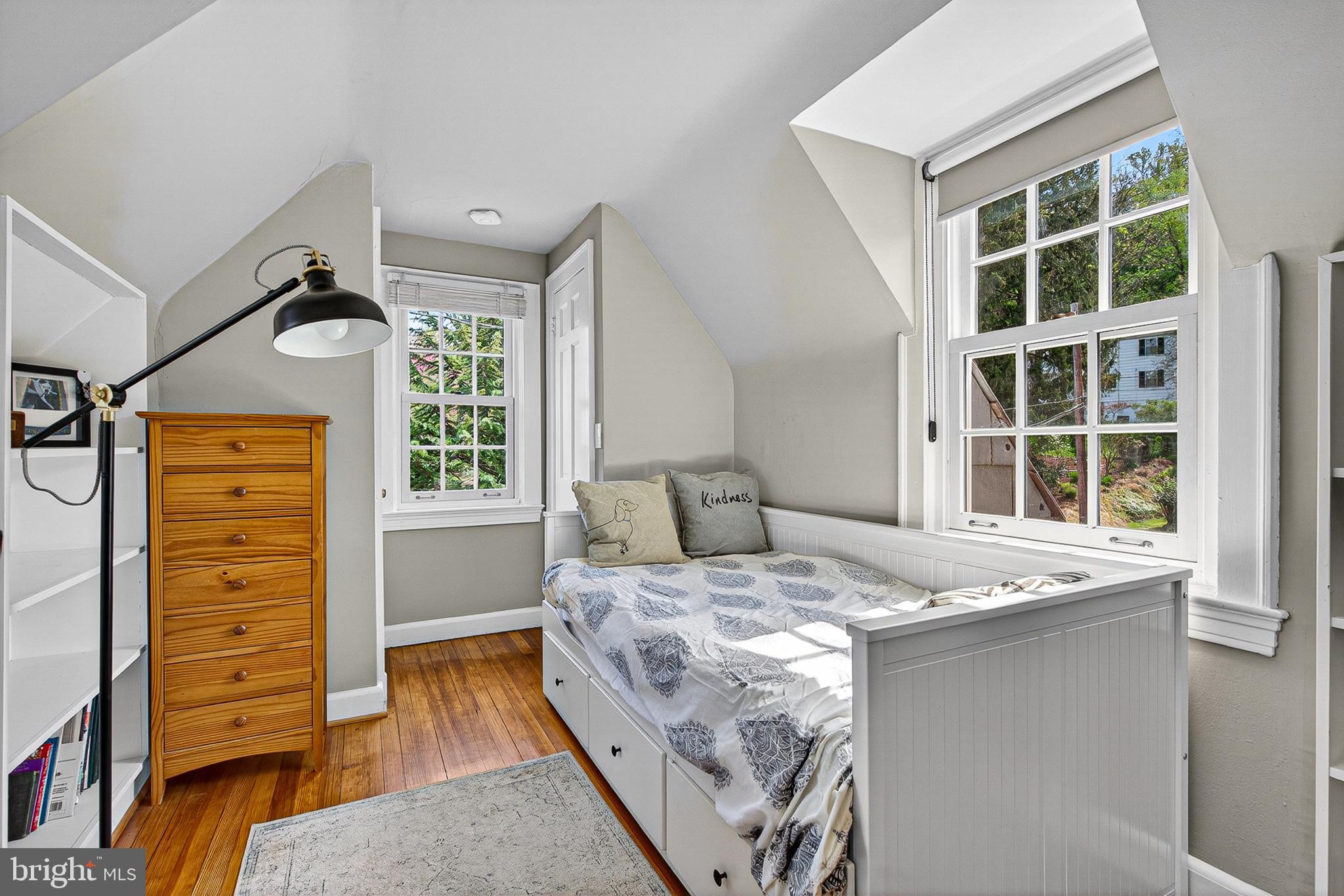 POPLAR HILL - Residential