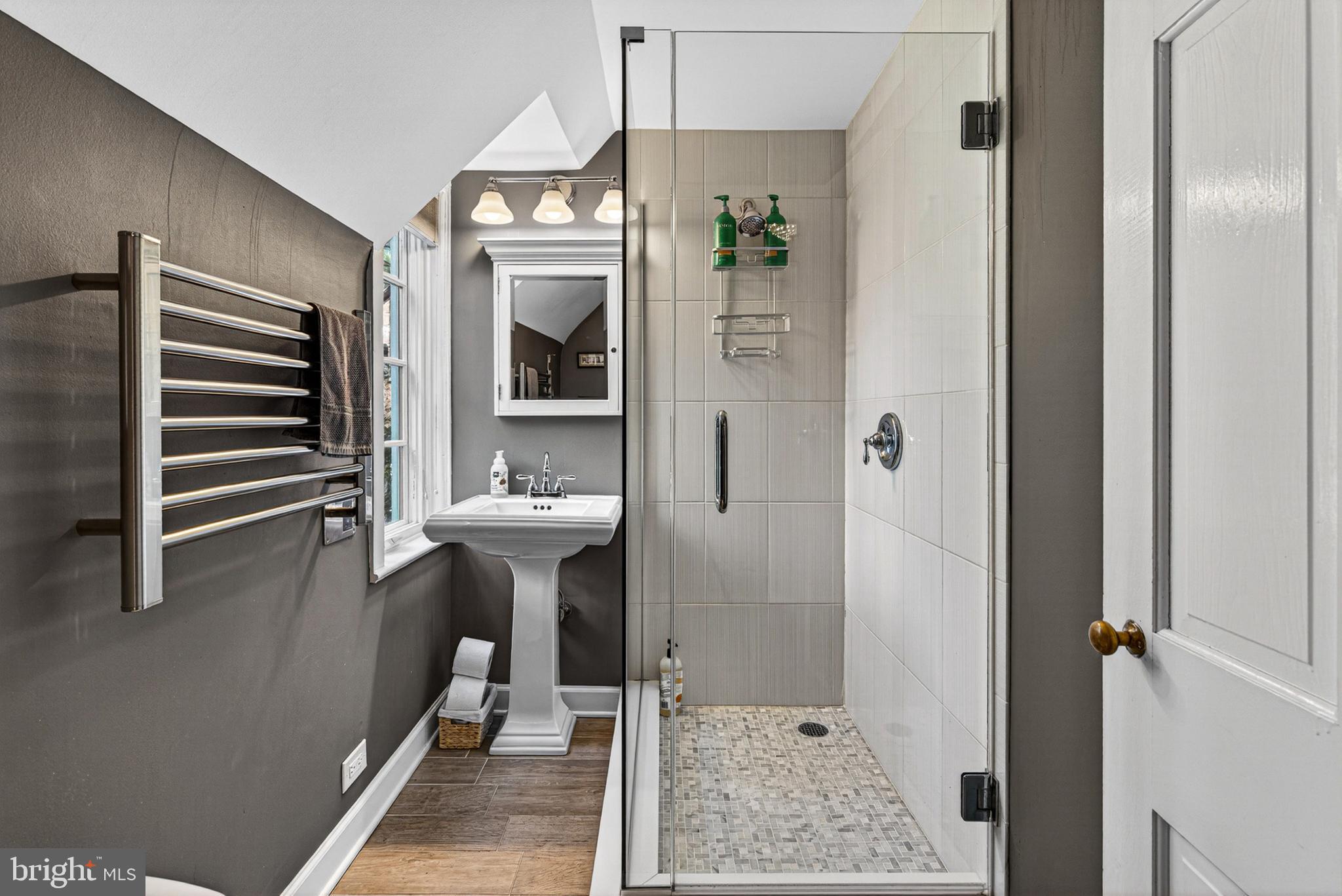 POPLAR HILL - Residential