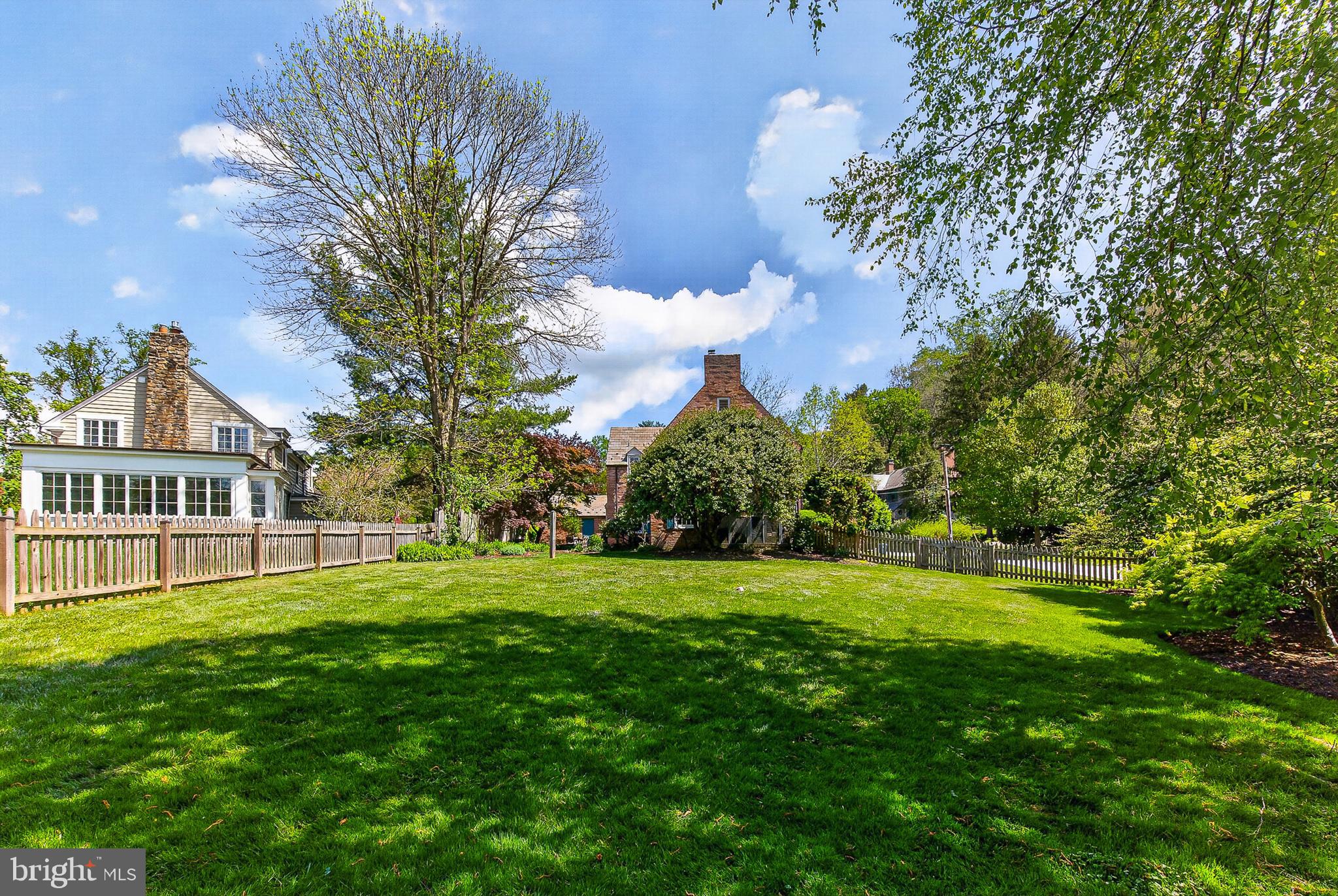 POPLAR HILL - Residential