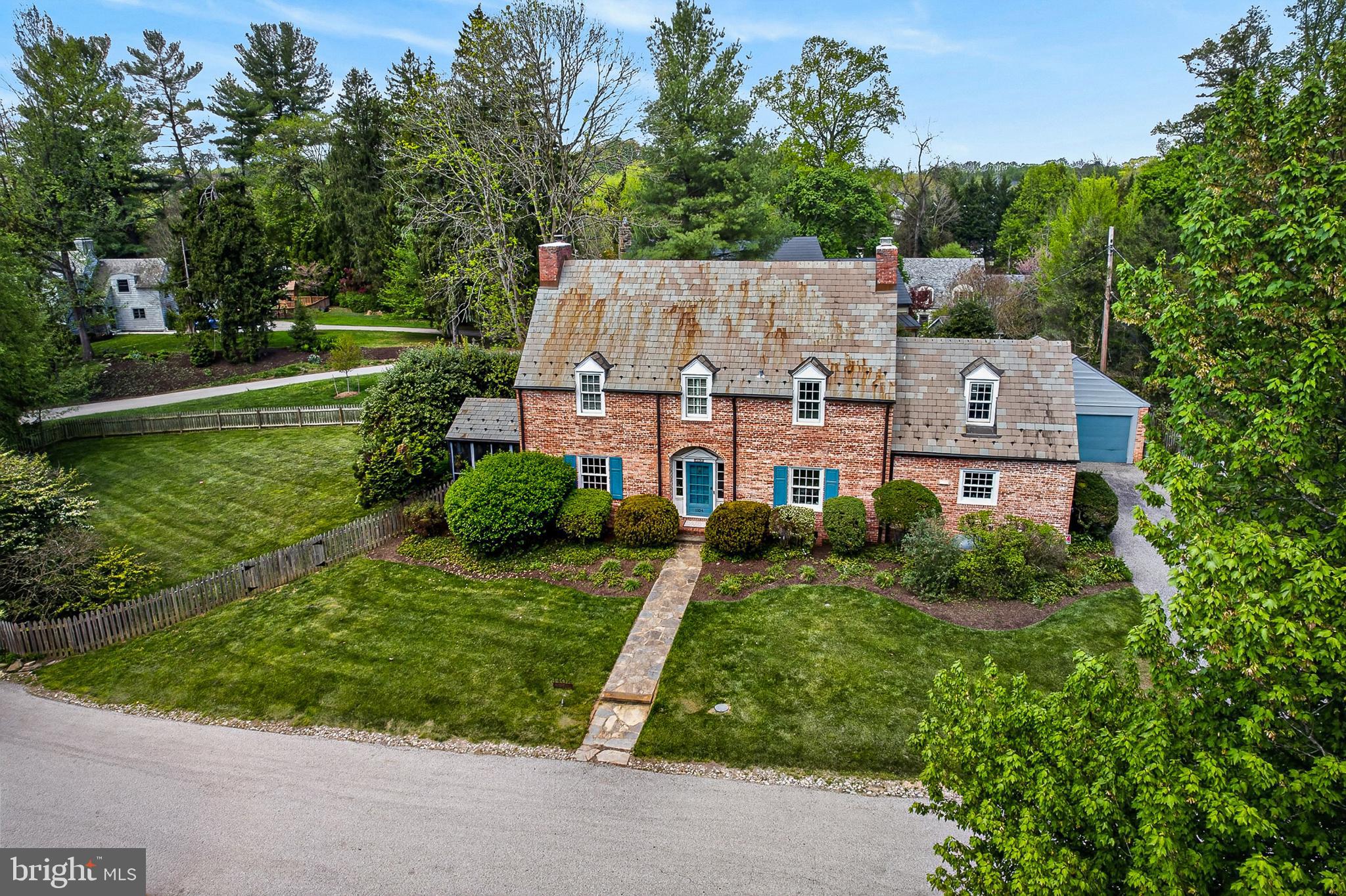 POPLAR HILL - Residential