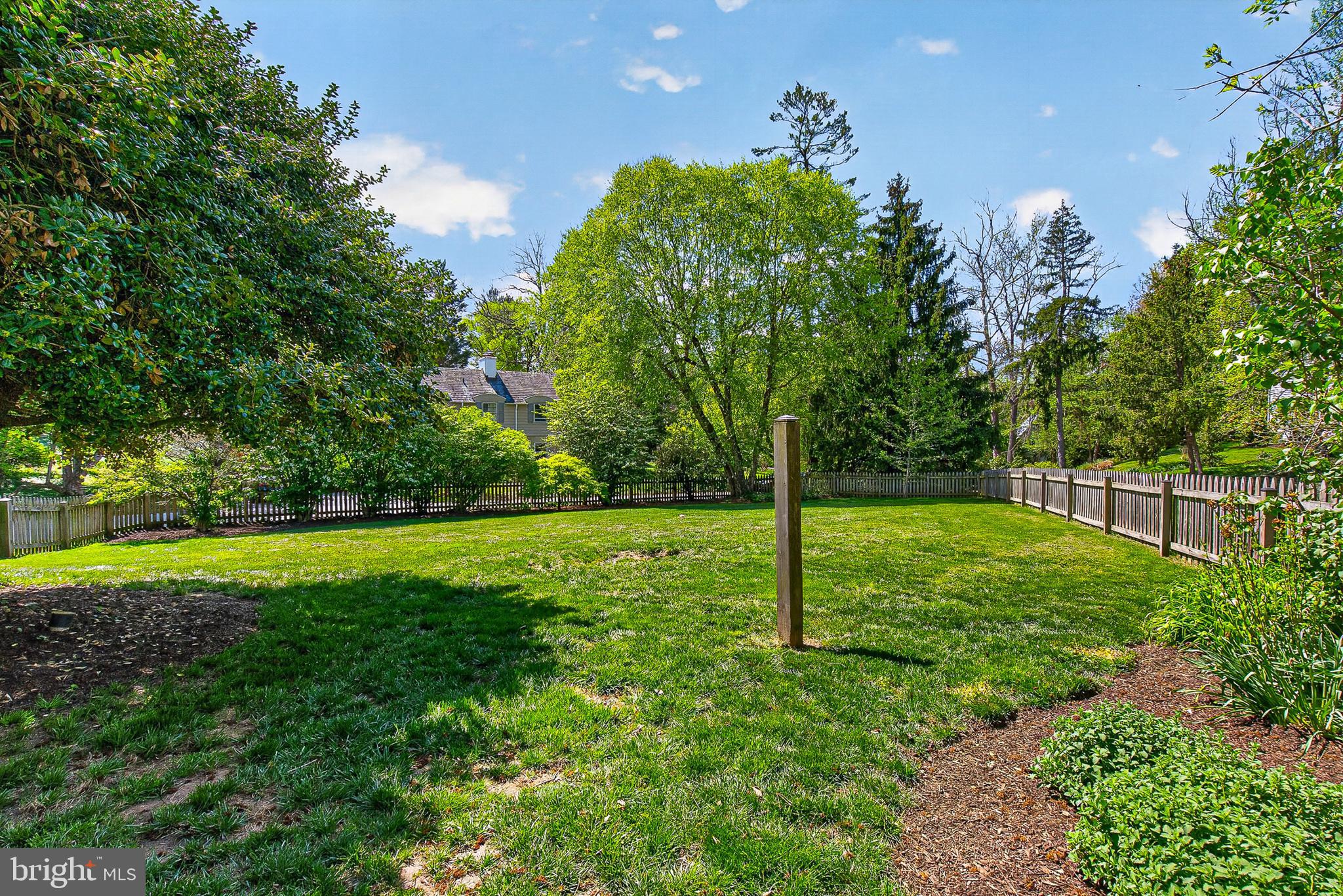 POPLAR HILL - Residential