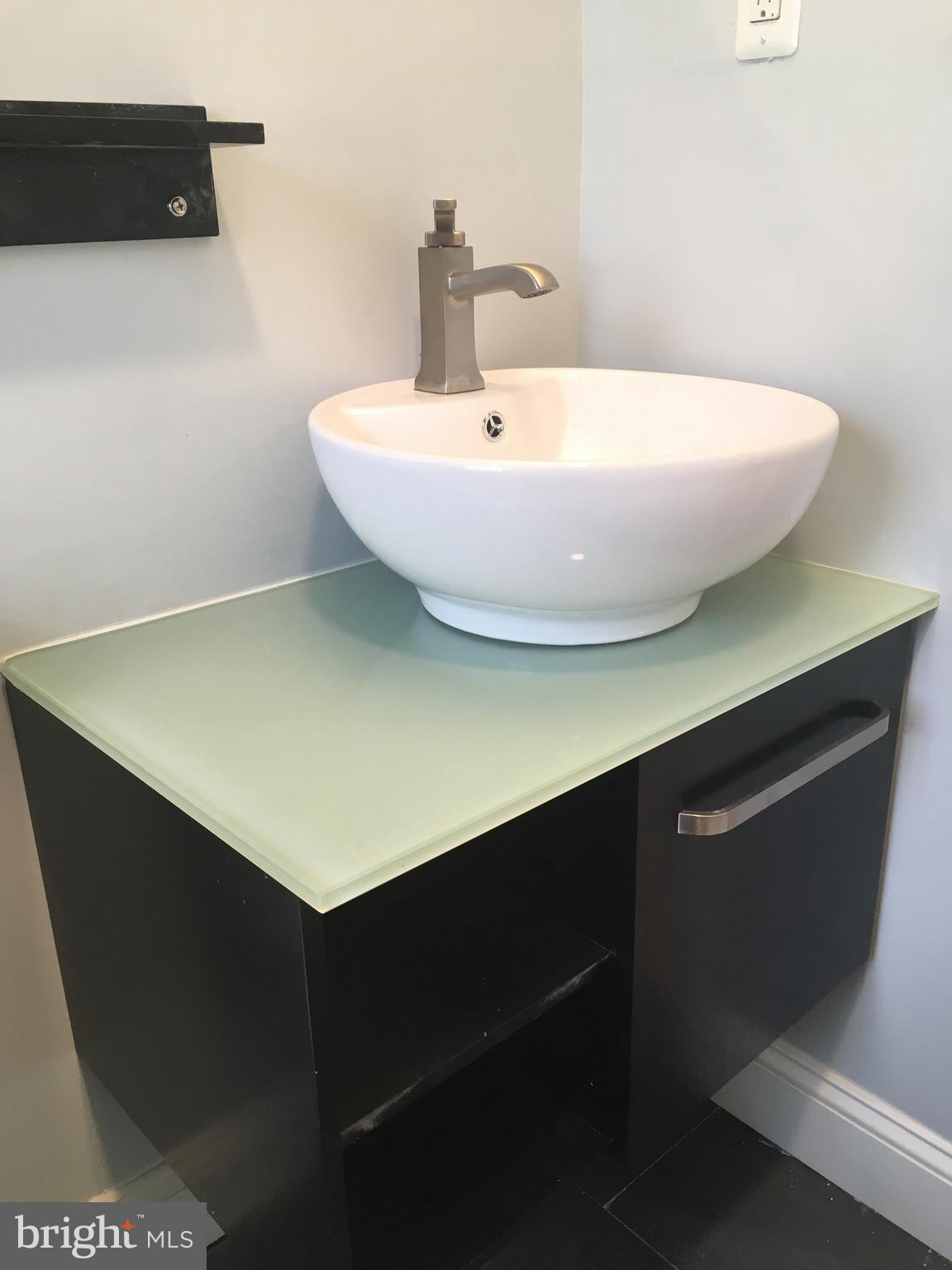 TEN ACRES - Residential