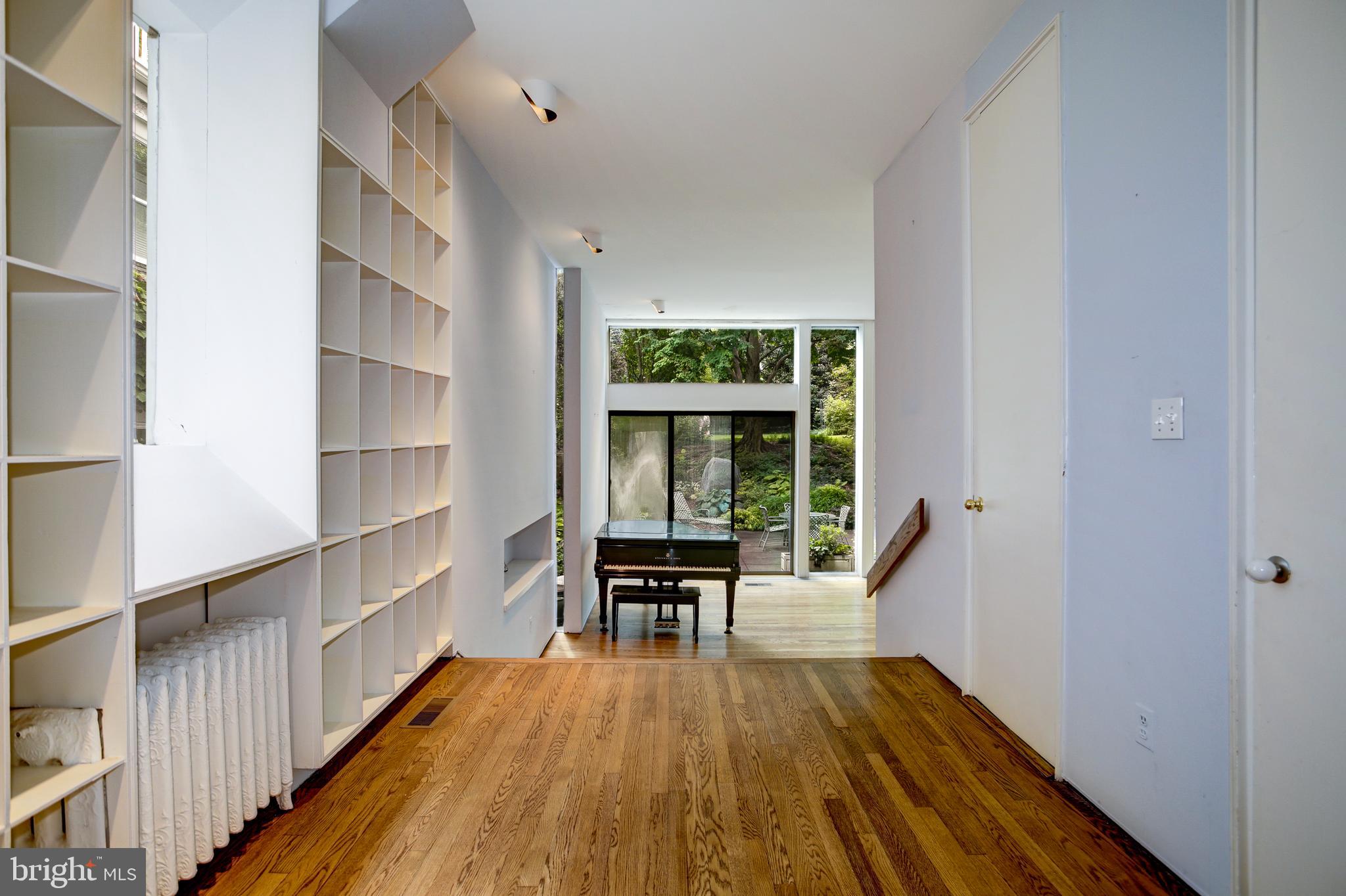 CLEVELAND PARK - Residential