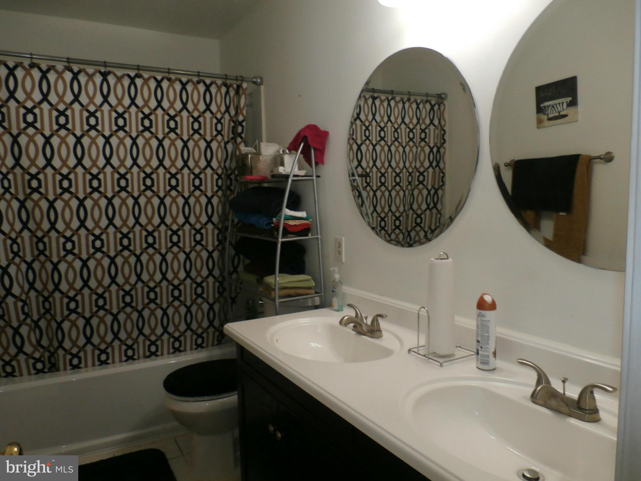 KINGSWOOD - Residential