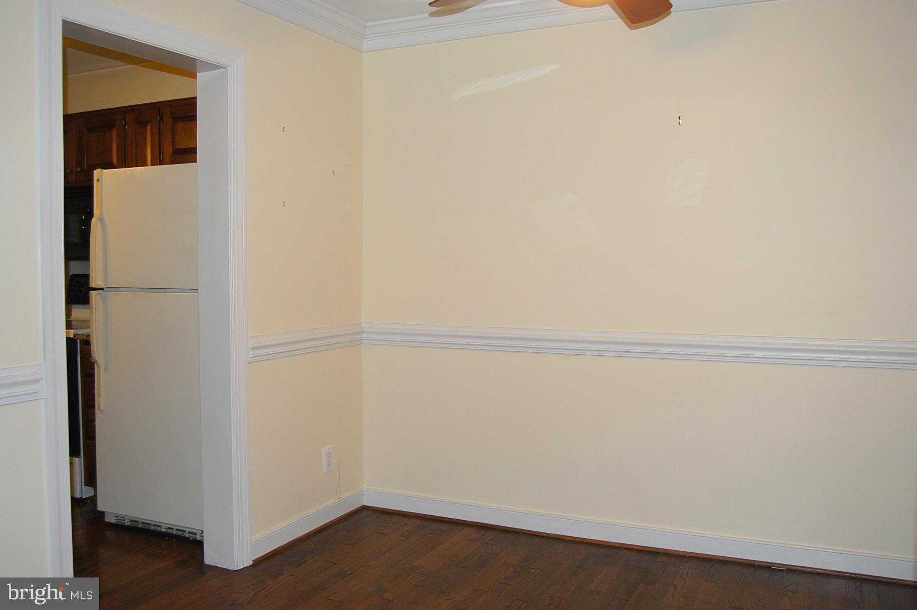 COLLEGE HILL TOWNHOMES - Residential