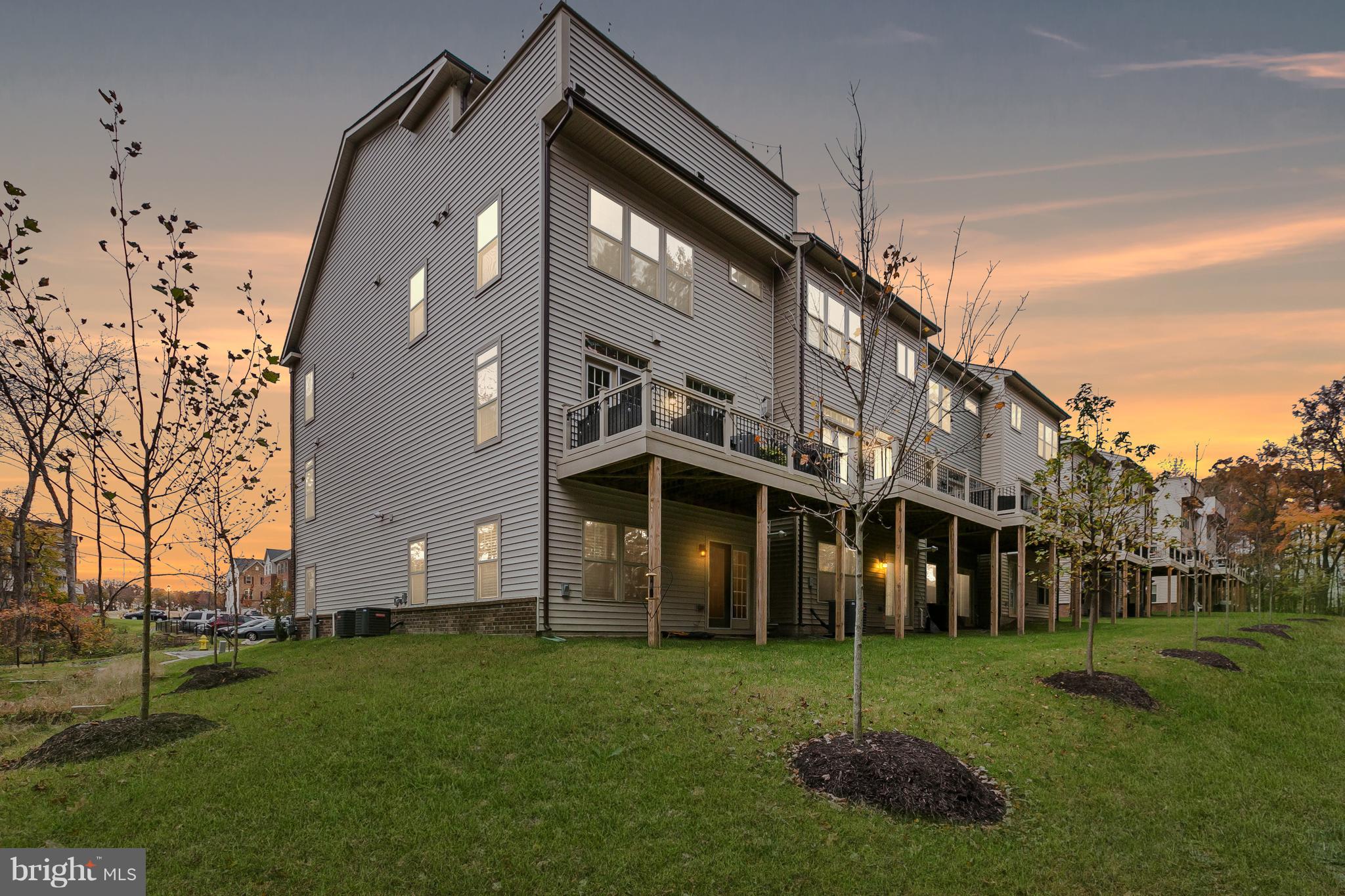 PARKSIDE - Residential