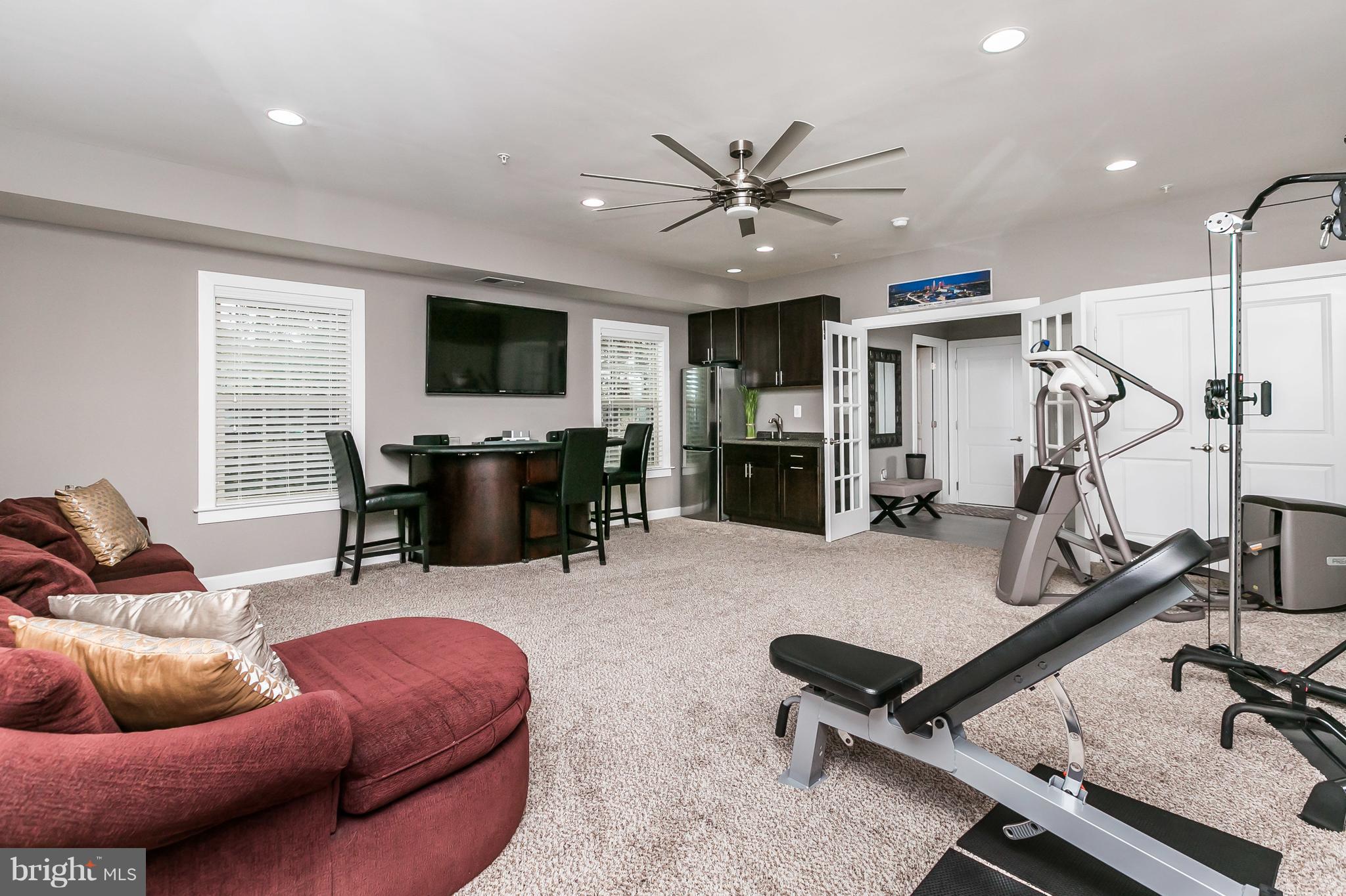 PARKSIDE - Residential