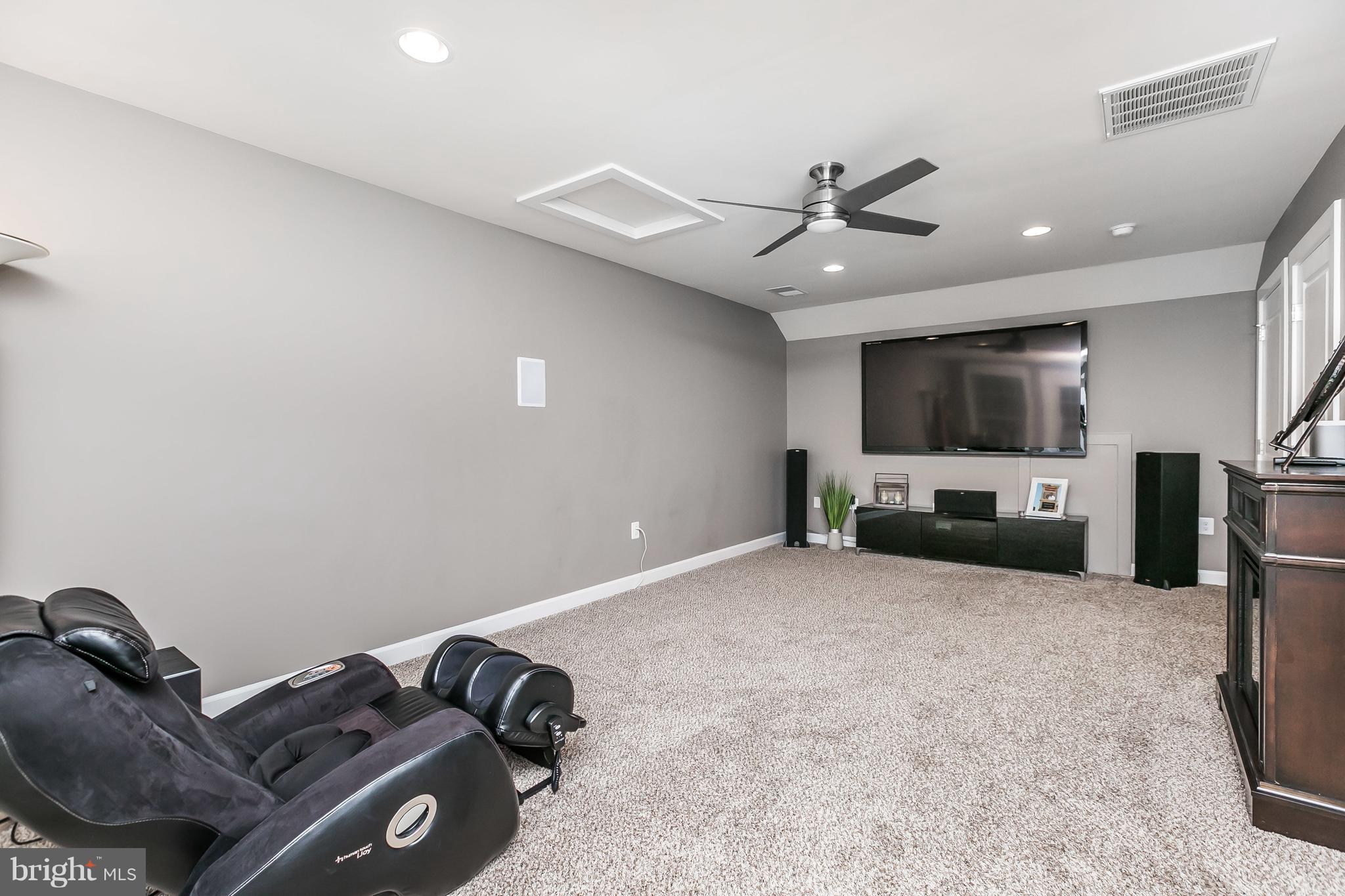 PARKSIDE - Residential