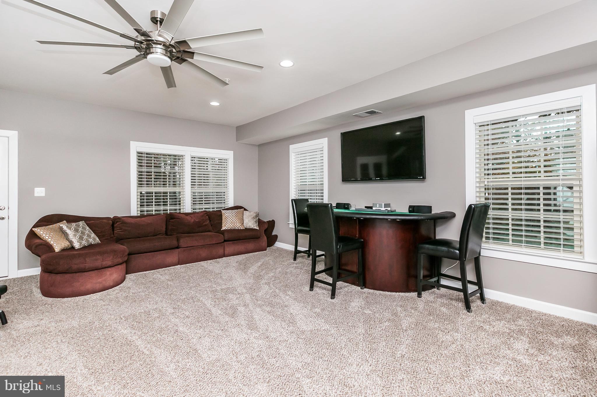 PARKSIDE - Residential