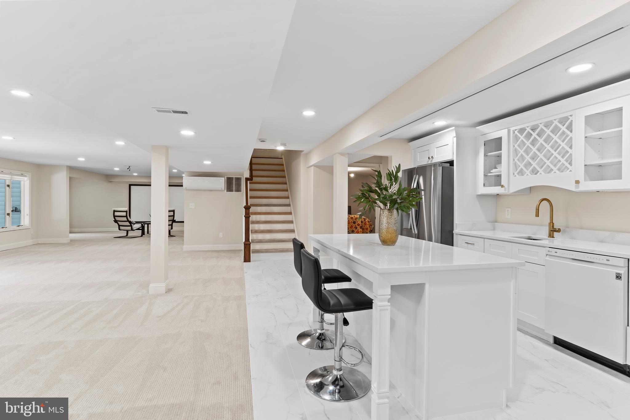 FLORIBUNDA - Residential