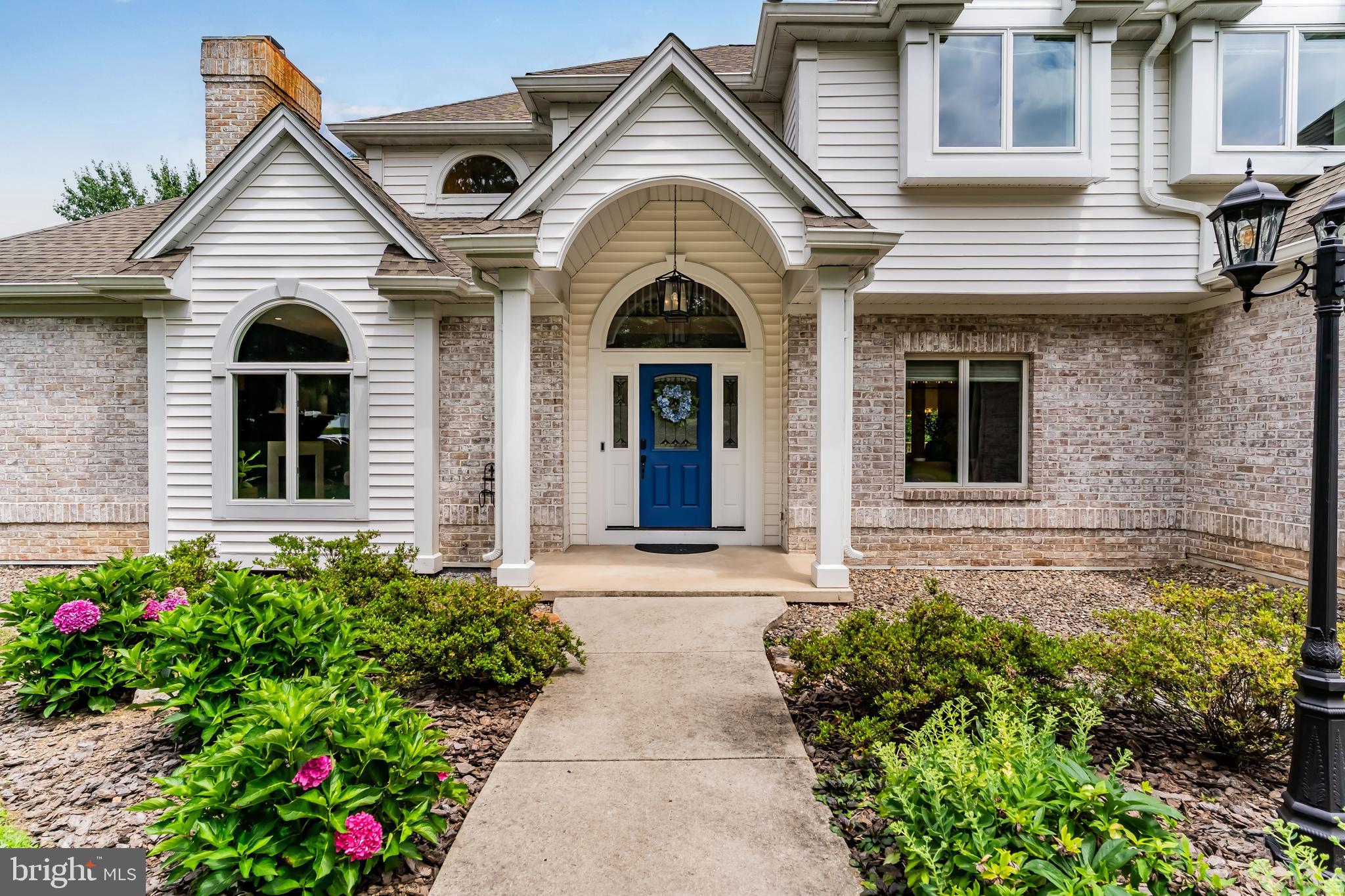 FLORIBUNDA - Residential