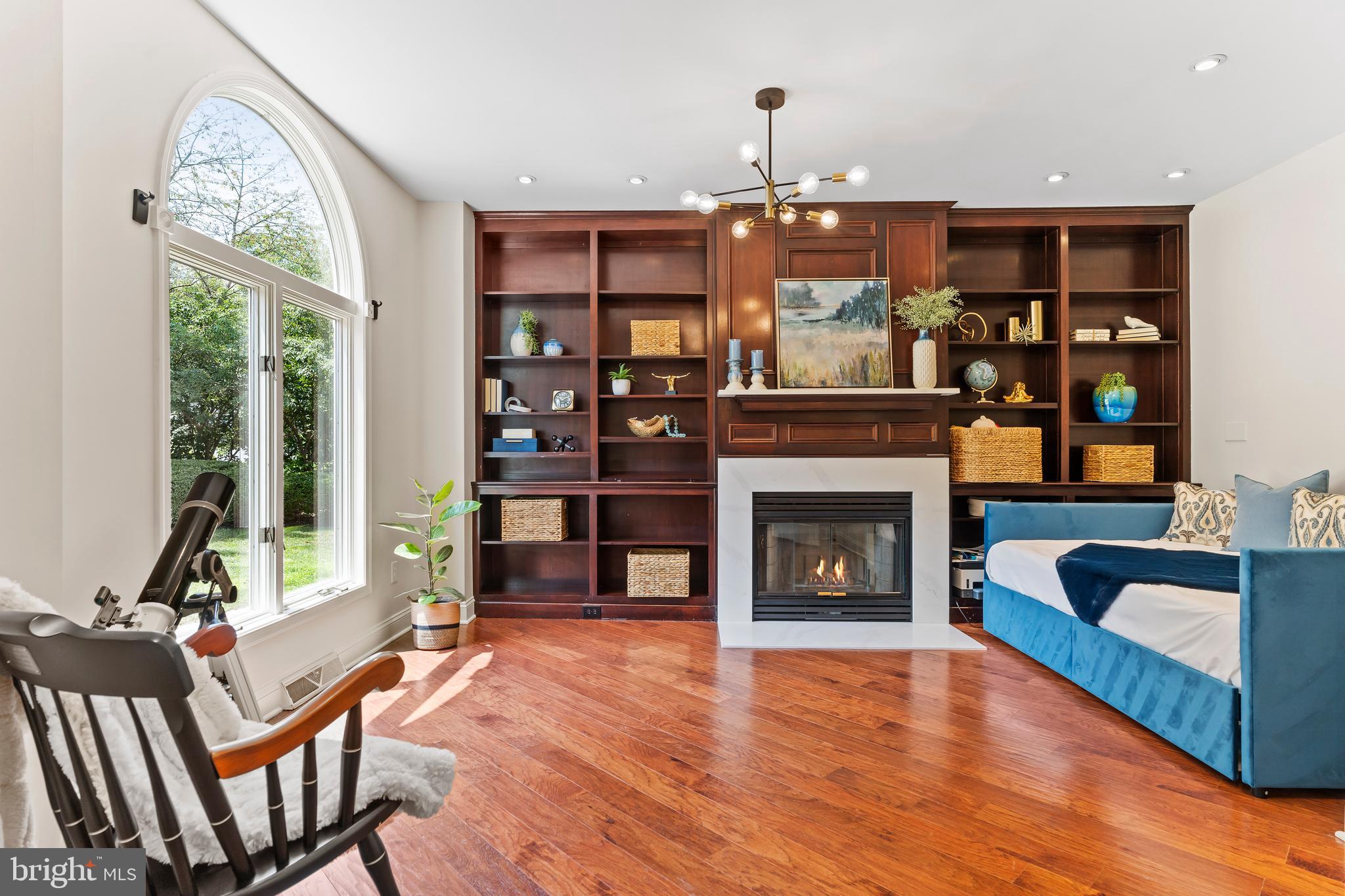 FLORIBUNDA - Residential