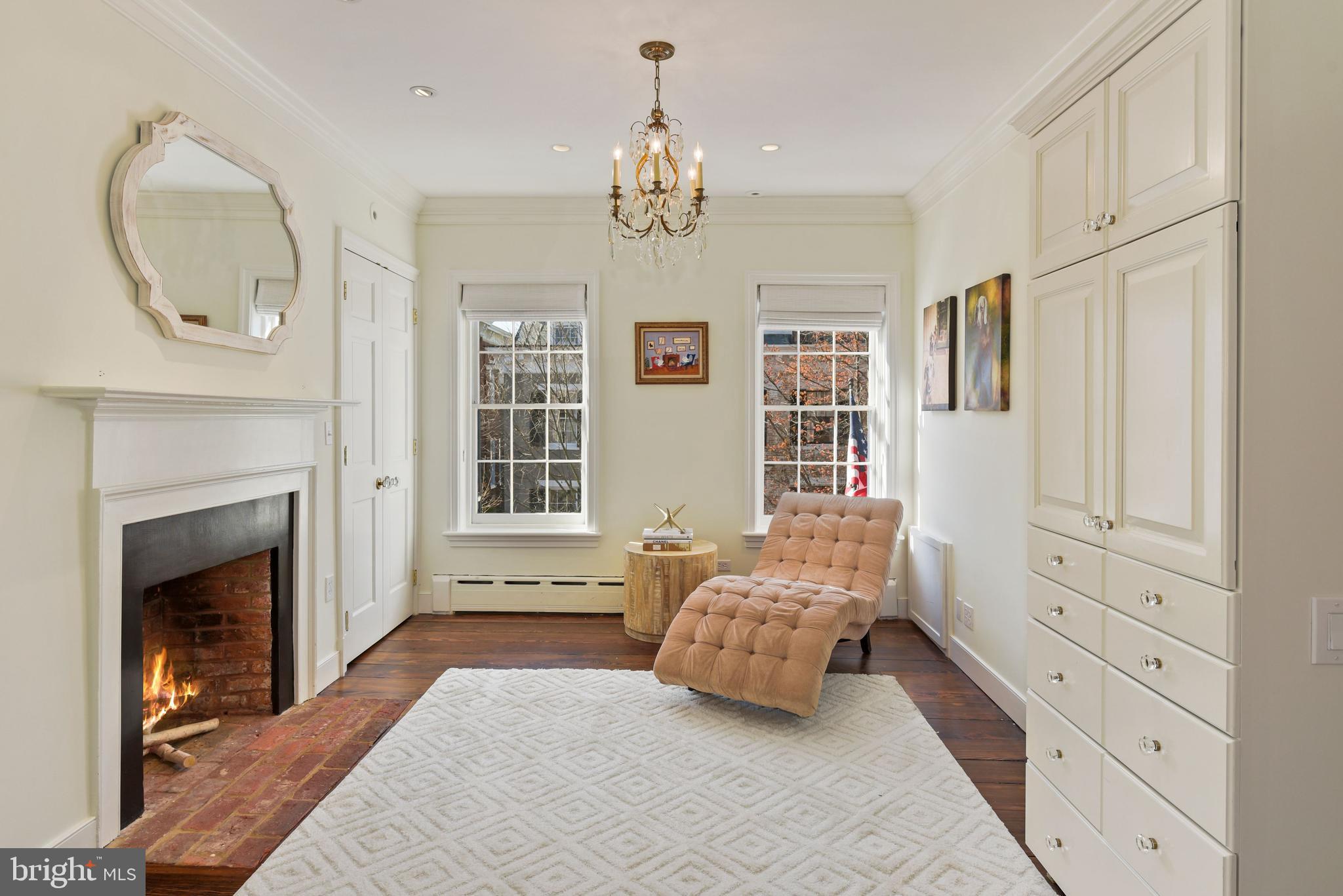 GEORGETOWN - Residential