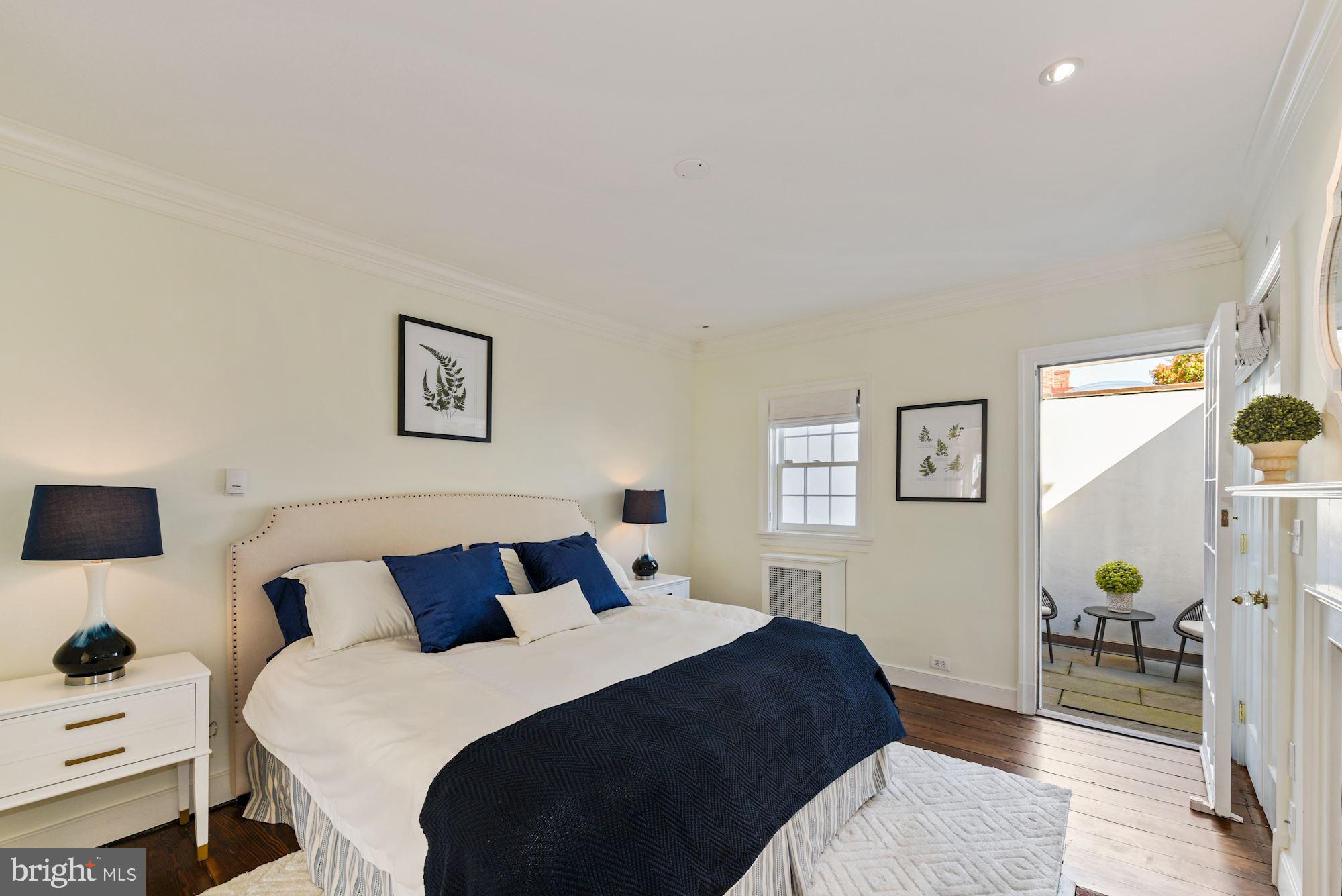 GEORGETOWN - Residential
