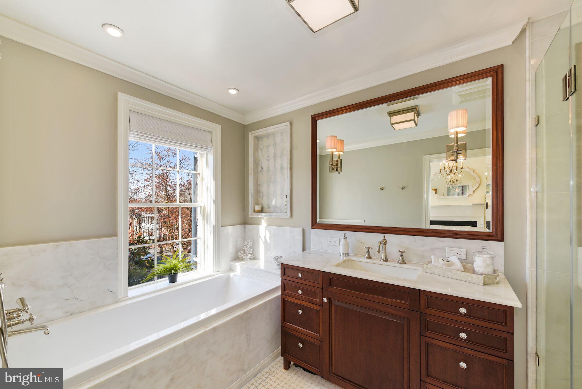 GEORGETOWN - Residential