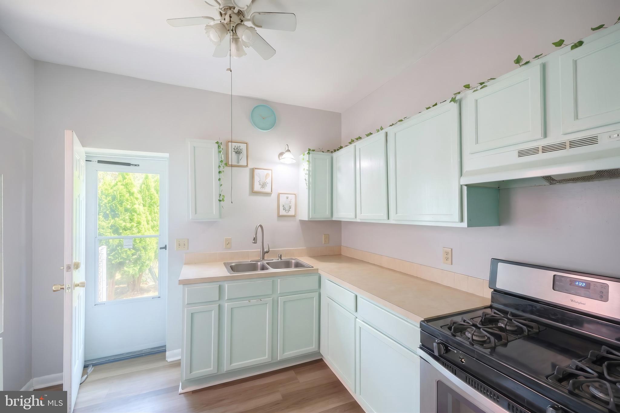 PARKWAY - Residential