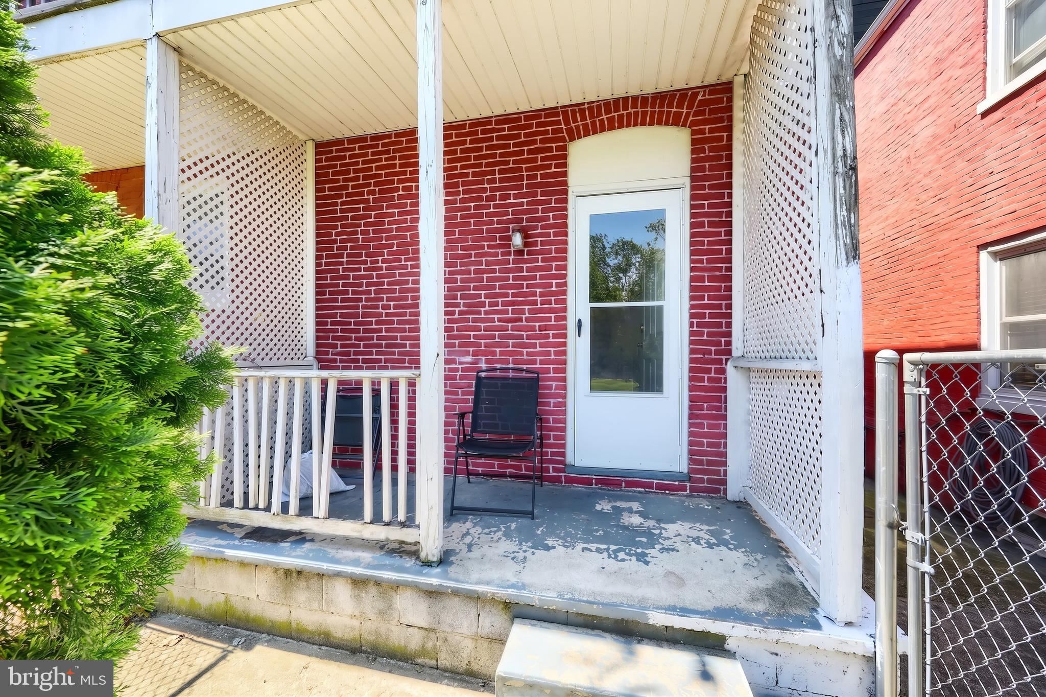 PARKWAY - Residential