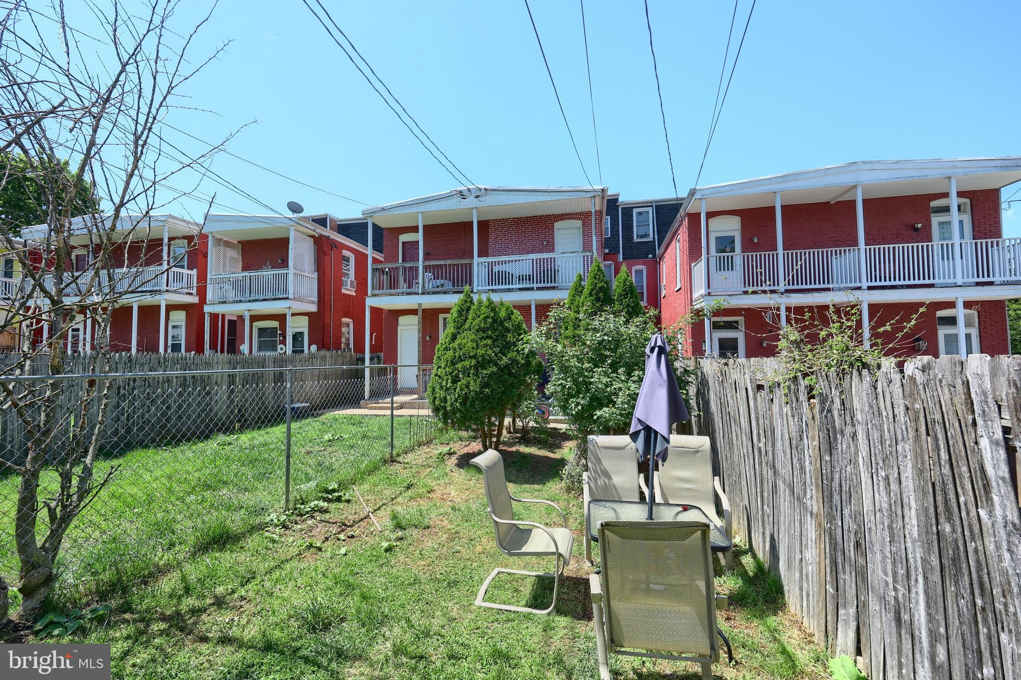 PARKWAY - Residential