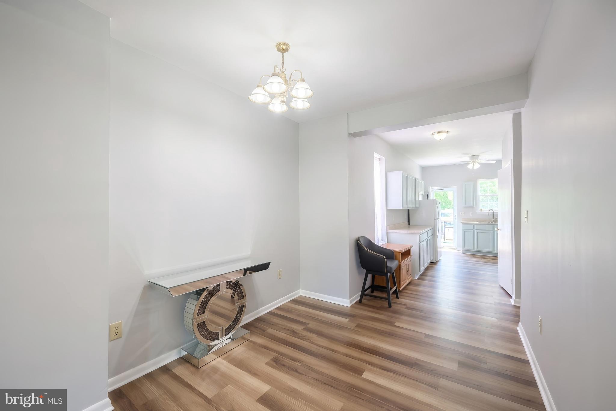 529 THOMAS STREET