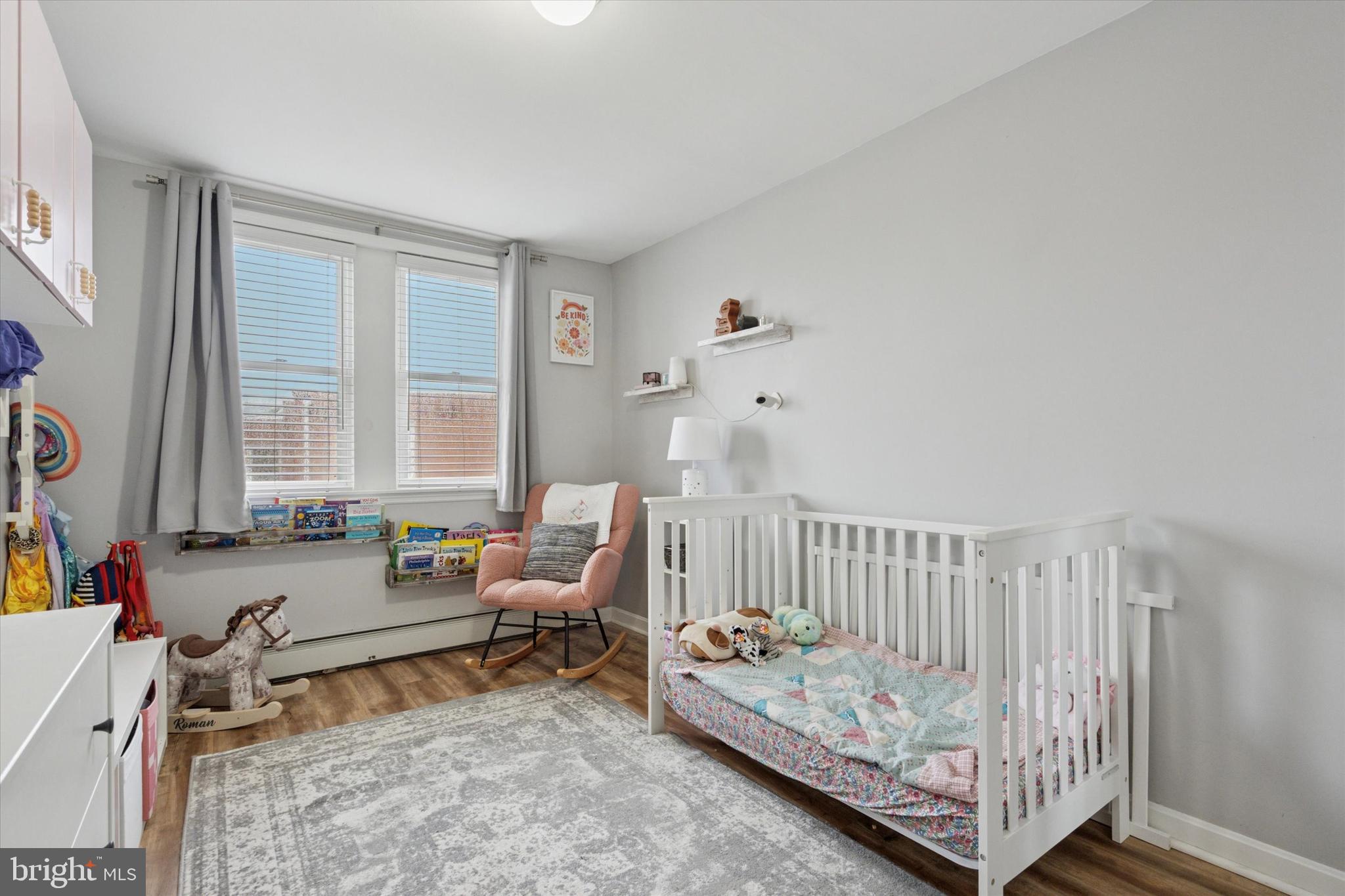 ROXBOROUGH - Residential