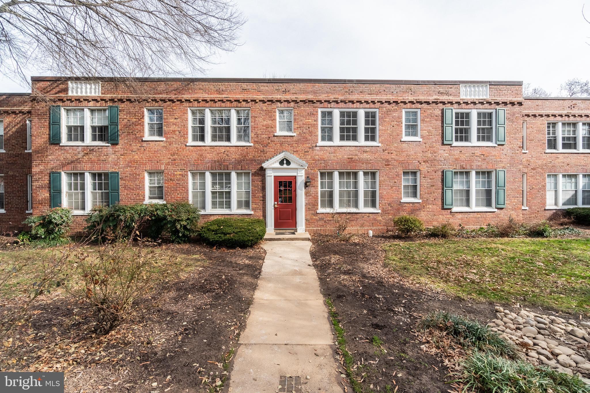 COLONIAL VILLAGE - Residential Lease