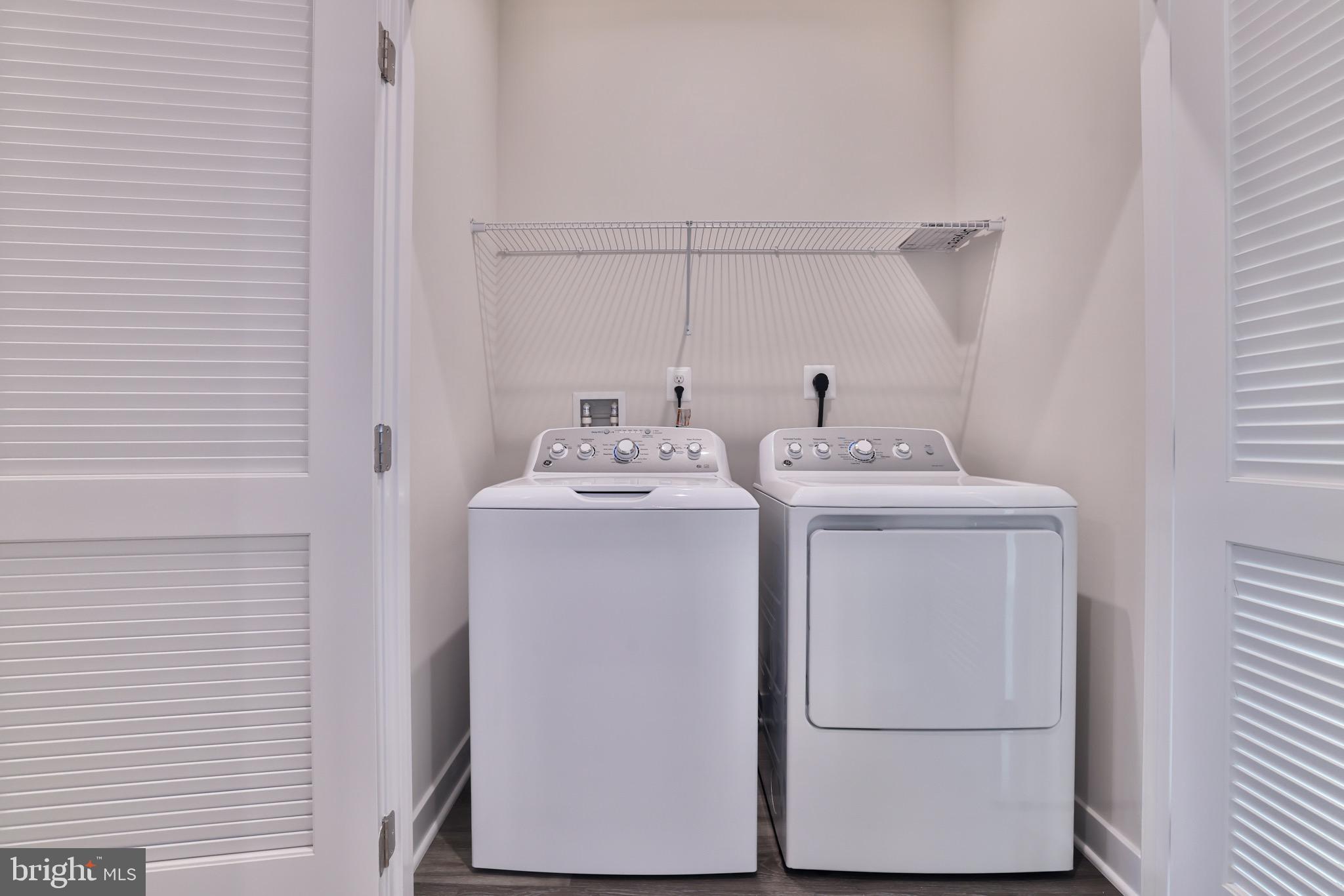 PARKSIDE - Residential Lease