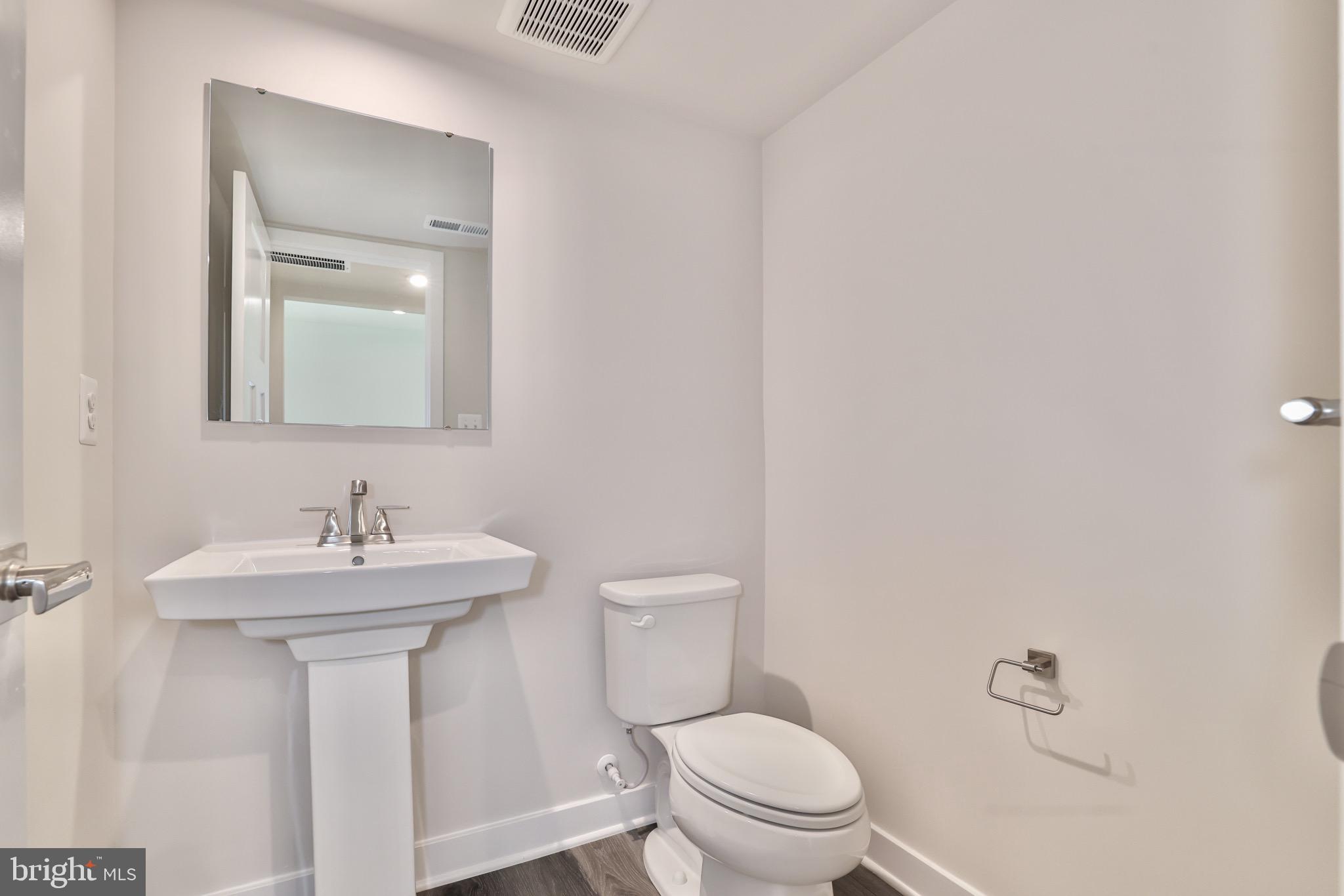 PARKSIDE - Residential Lease