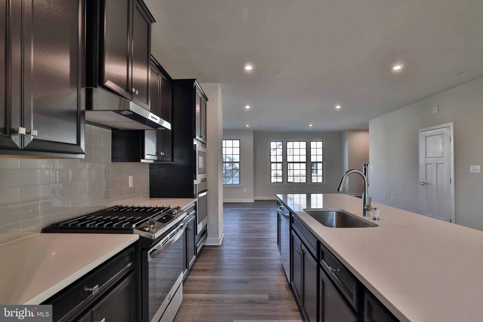 PARKSIDE - Residential Lease