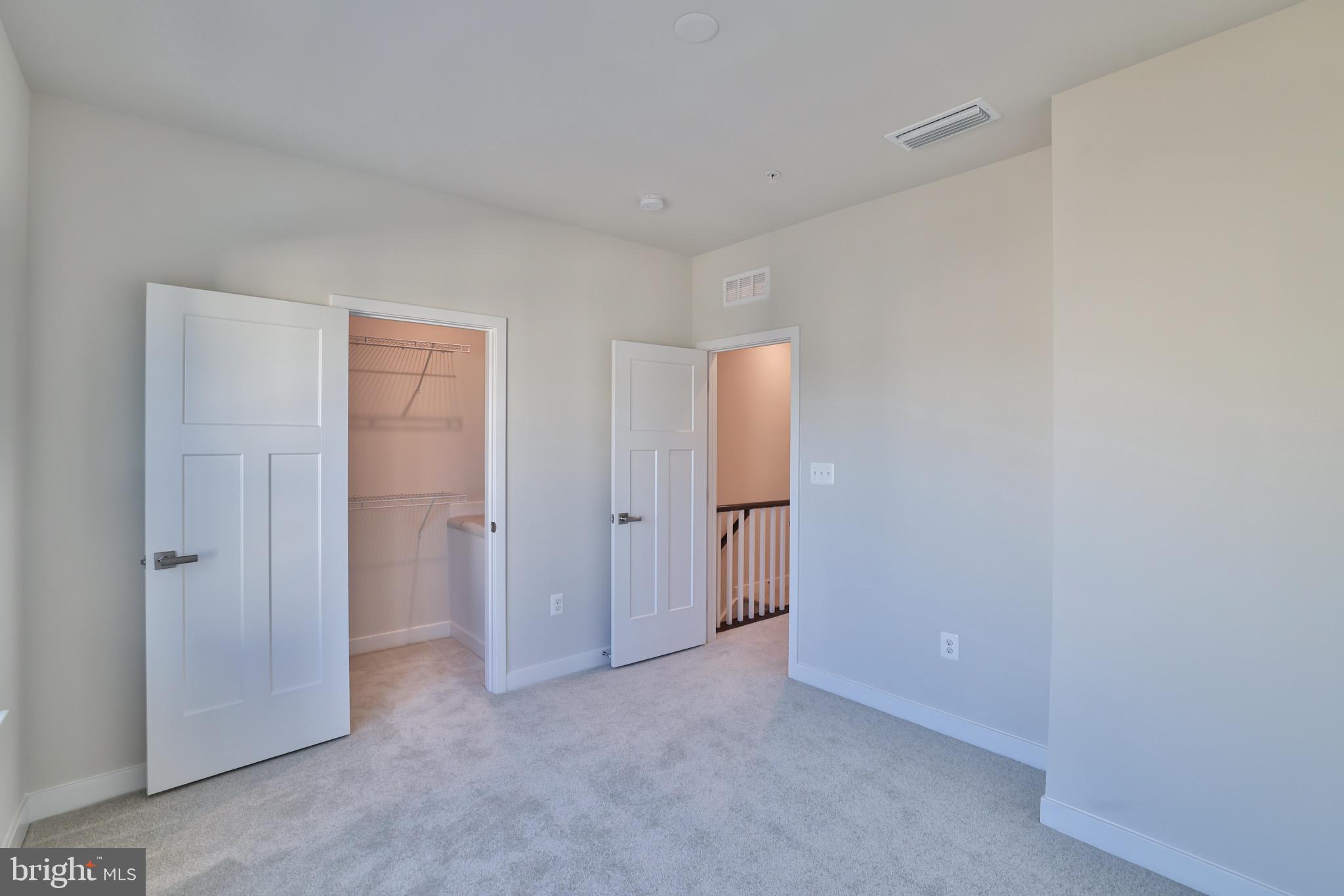 PARKSIDE - Residential Lease