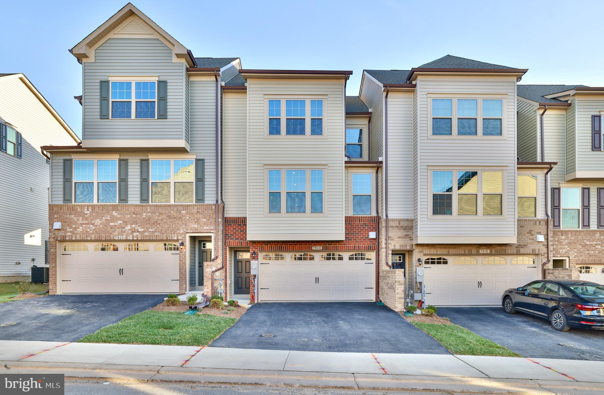 PARKSIDE - Residential Lease