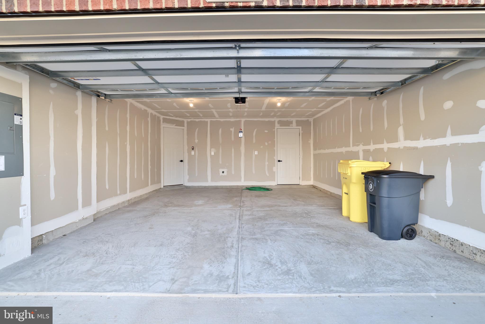 PARKSIDE - Residential Lease