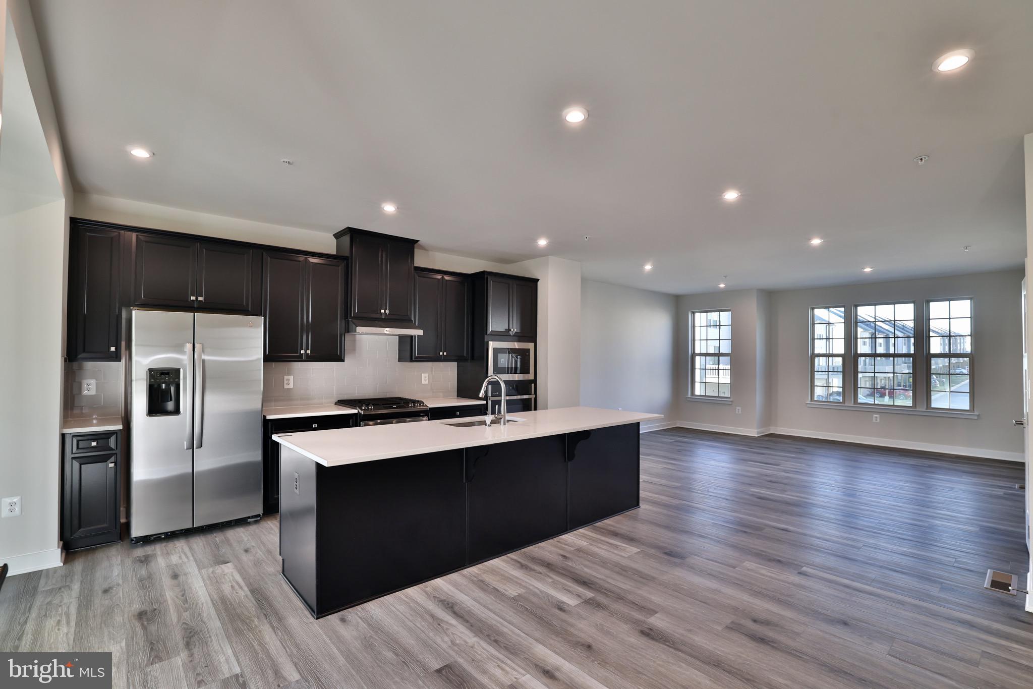 PARKSIDE - Residential Lease