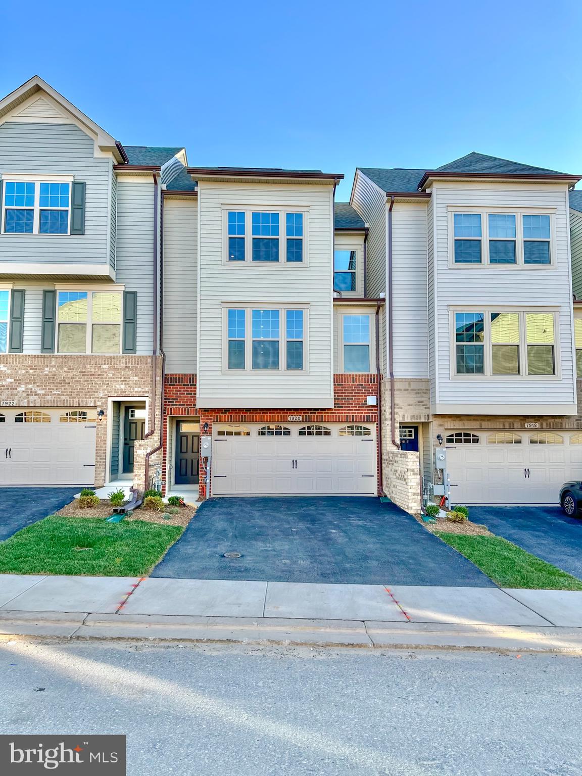 PARKSIDE - Residential Lease