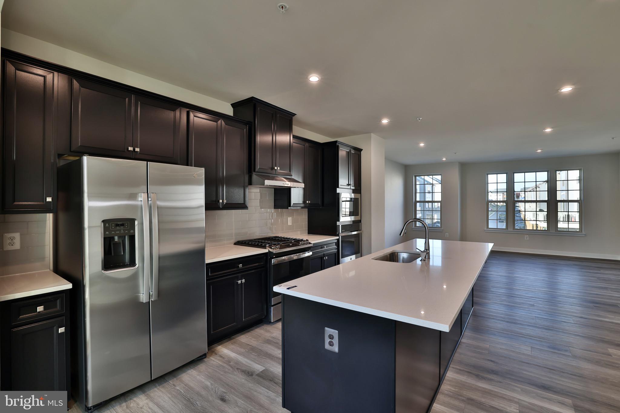 PARKSIDE - Residential Lease