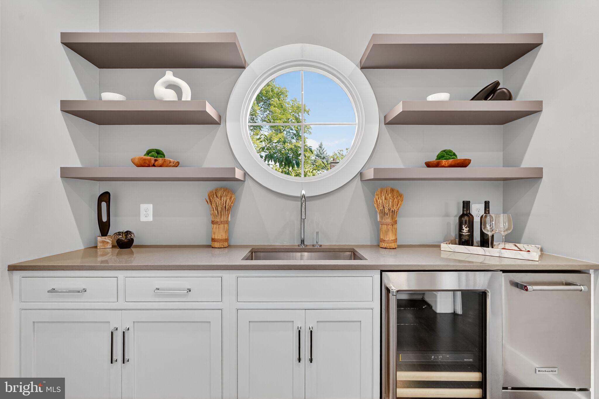 BROYHILL FOREST - Residential