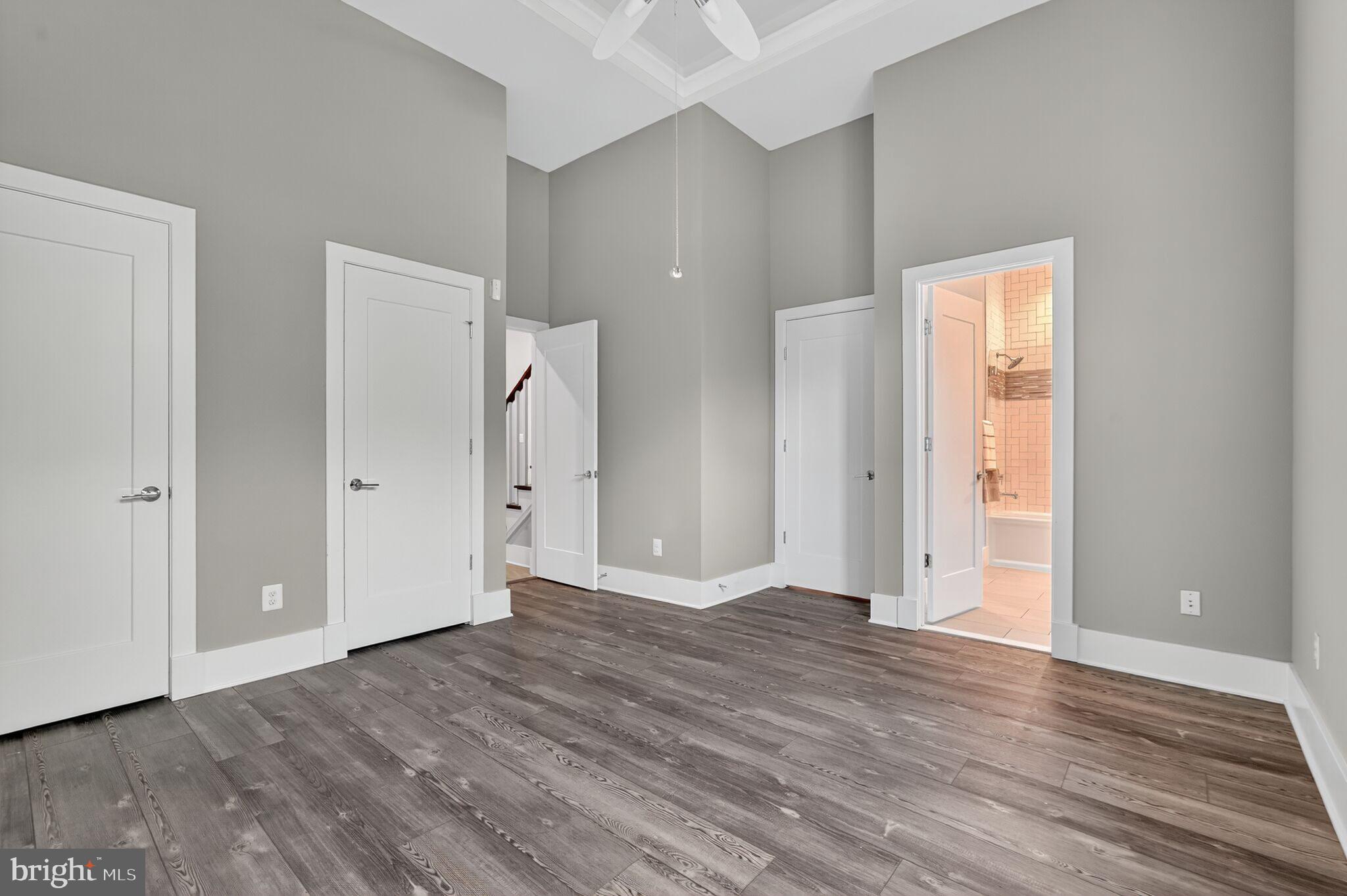 BROYHILL FOREST - Residential