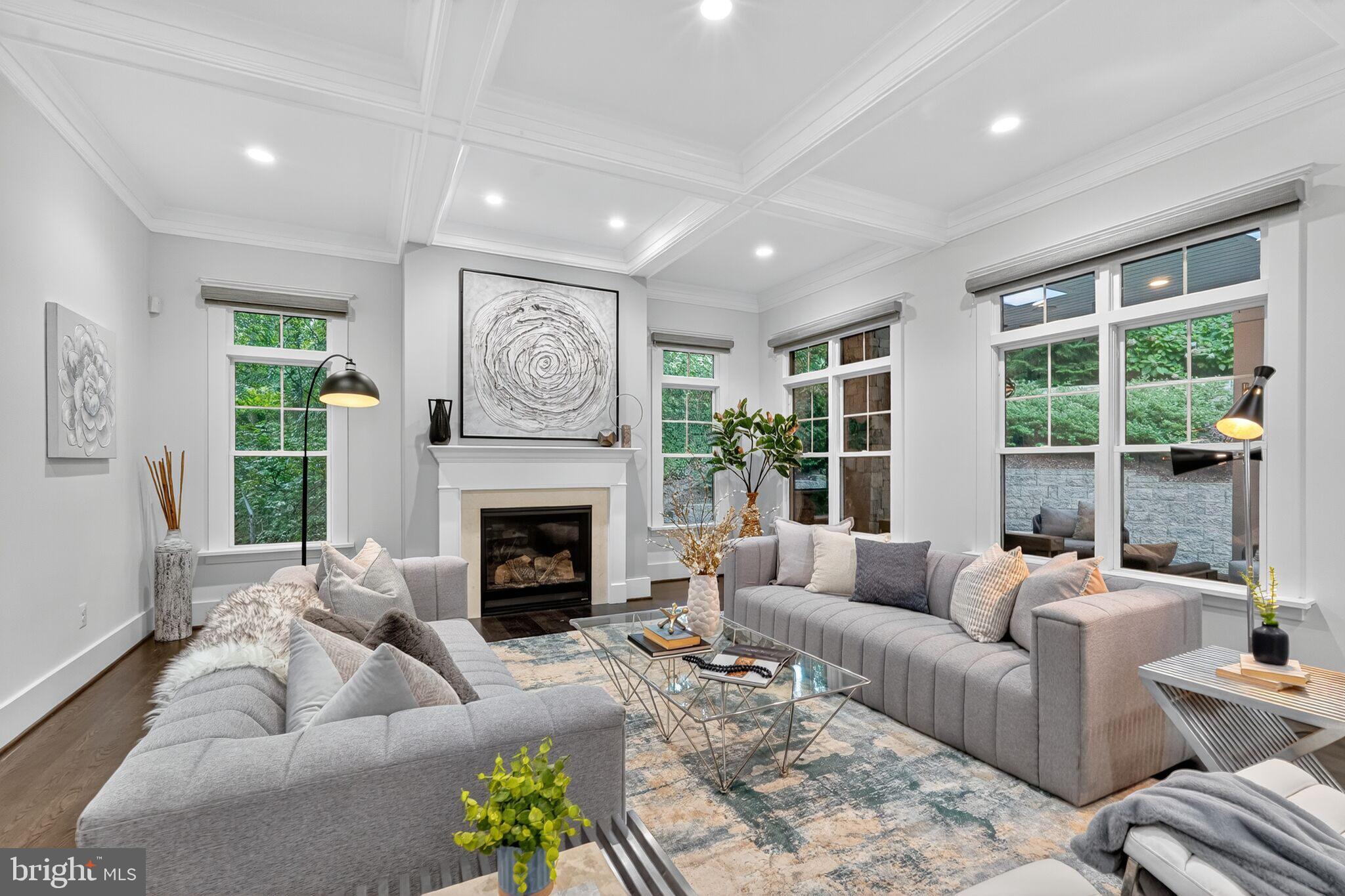 BROYHILL FOREST - Residential