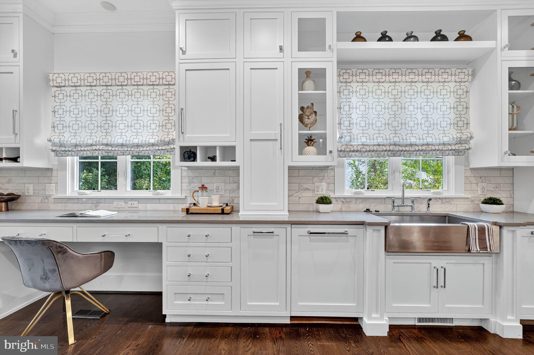 BROYHILL FOREST - Residential