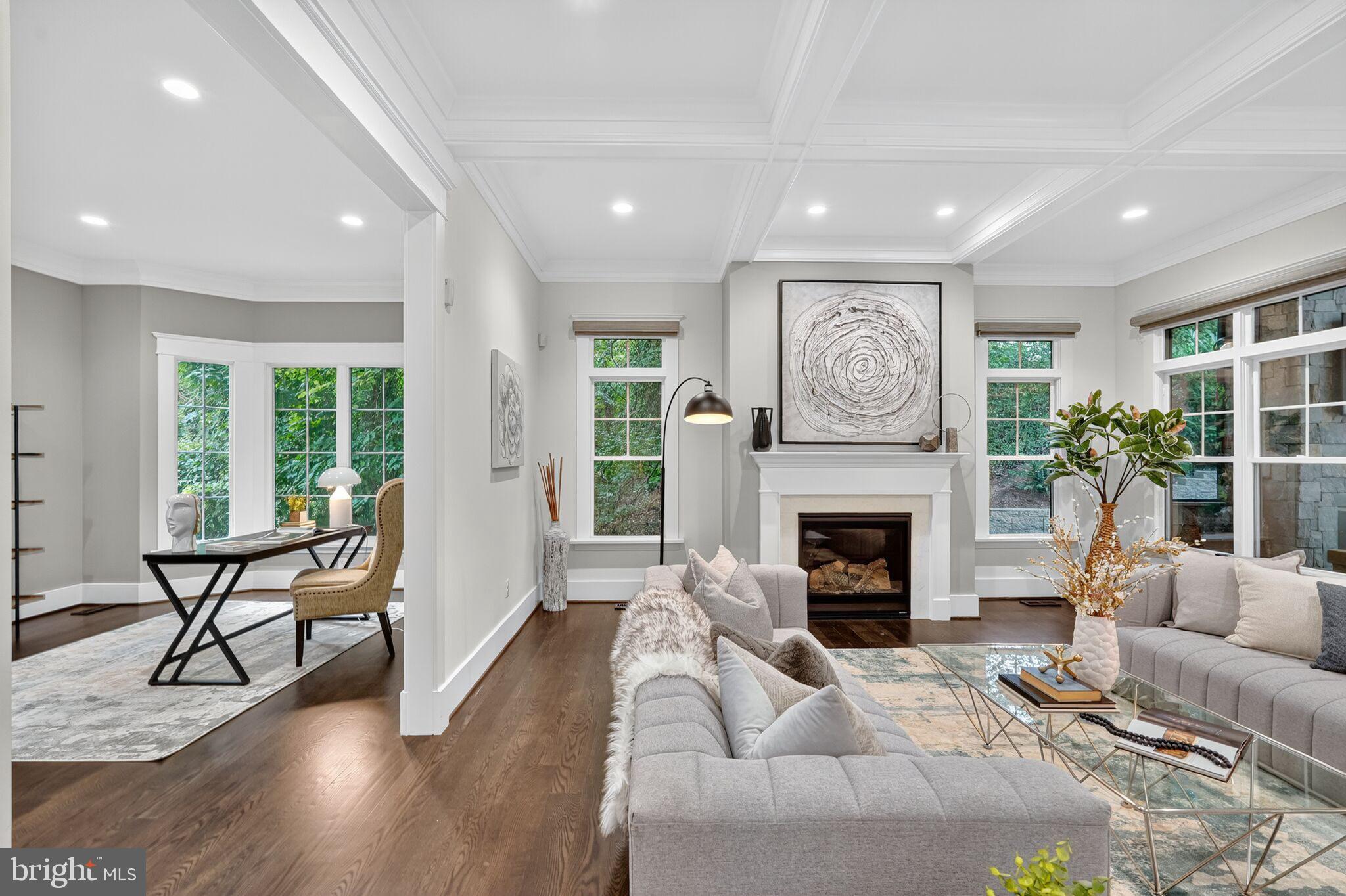 BROYHILL FOREST - Residential