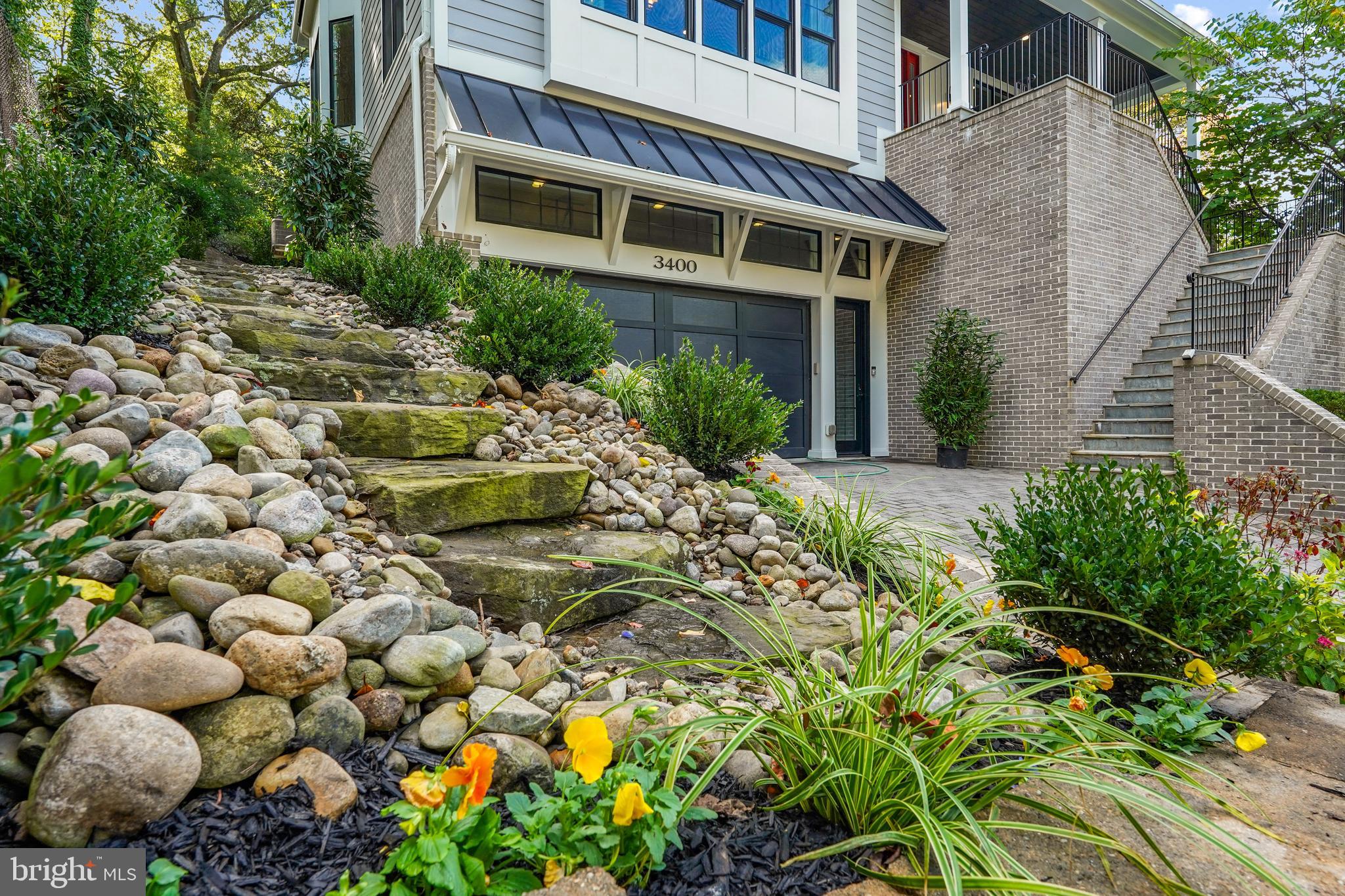 3400 MILITARY ROAD