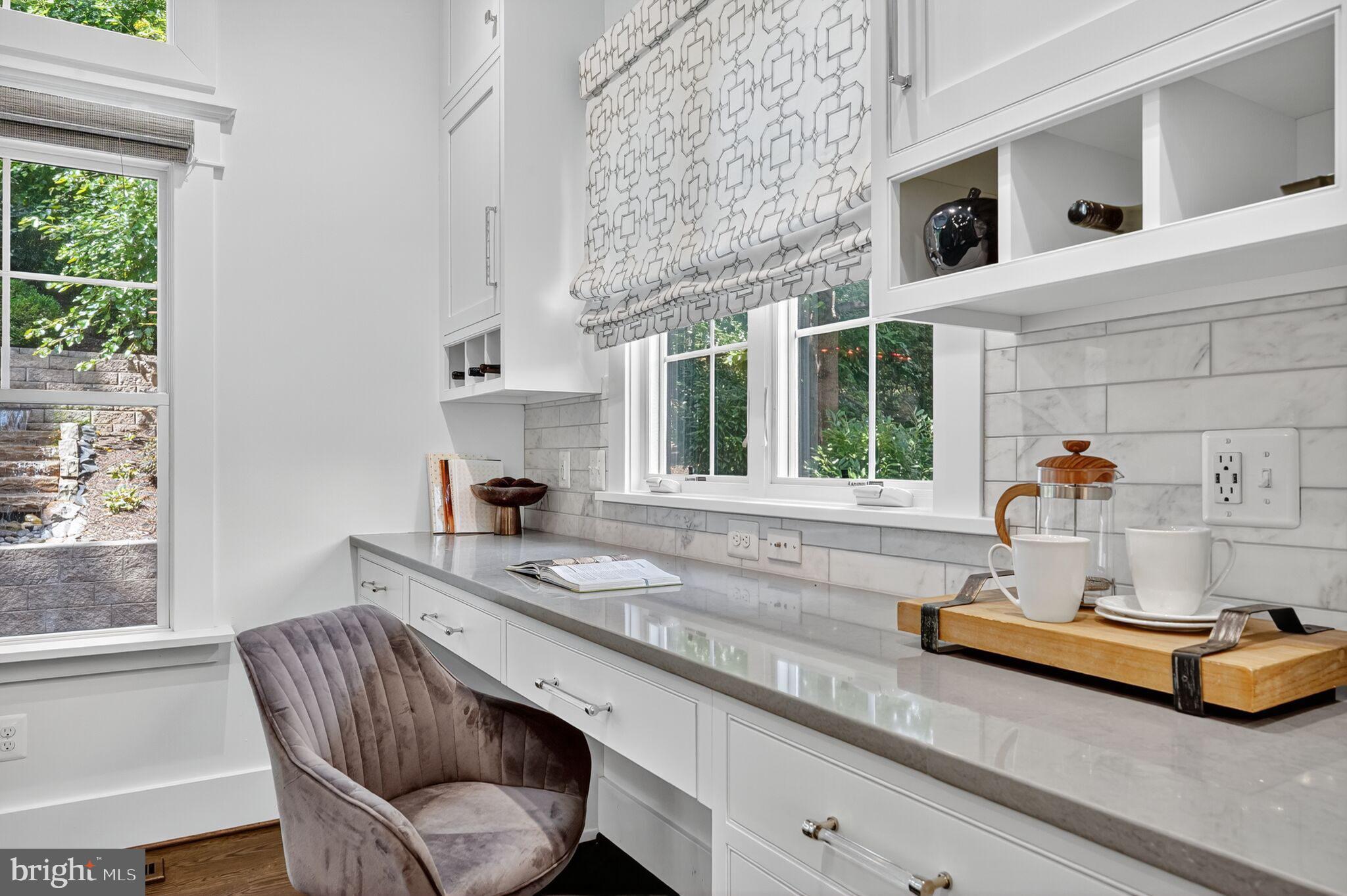 BROYHILL FOREST - Residential