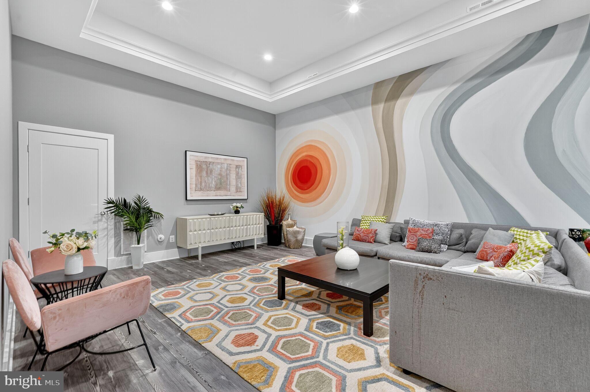 BROYHILL FOREST - Residential