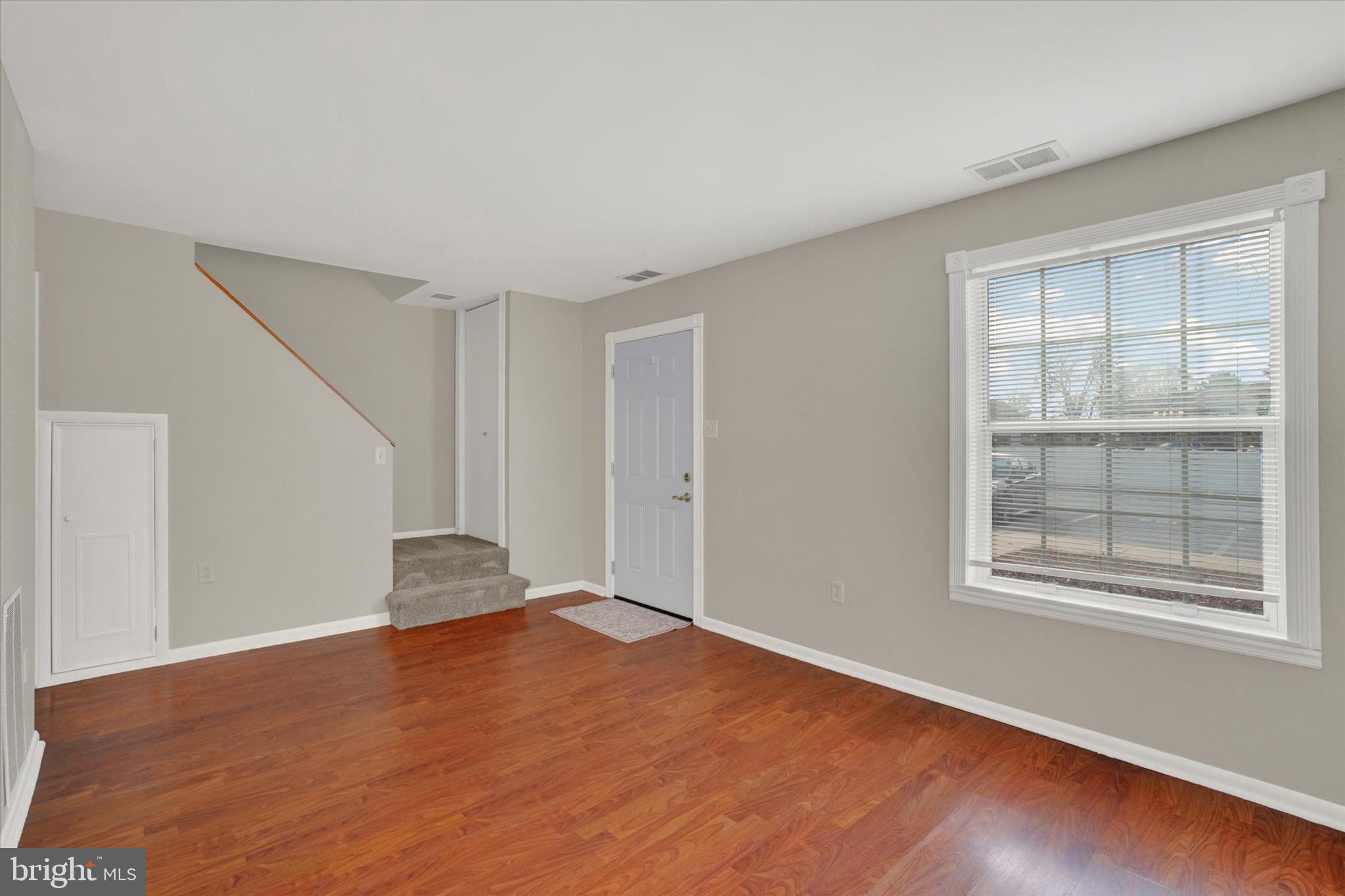 102 LEXTON DRIVE 102