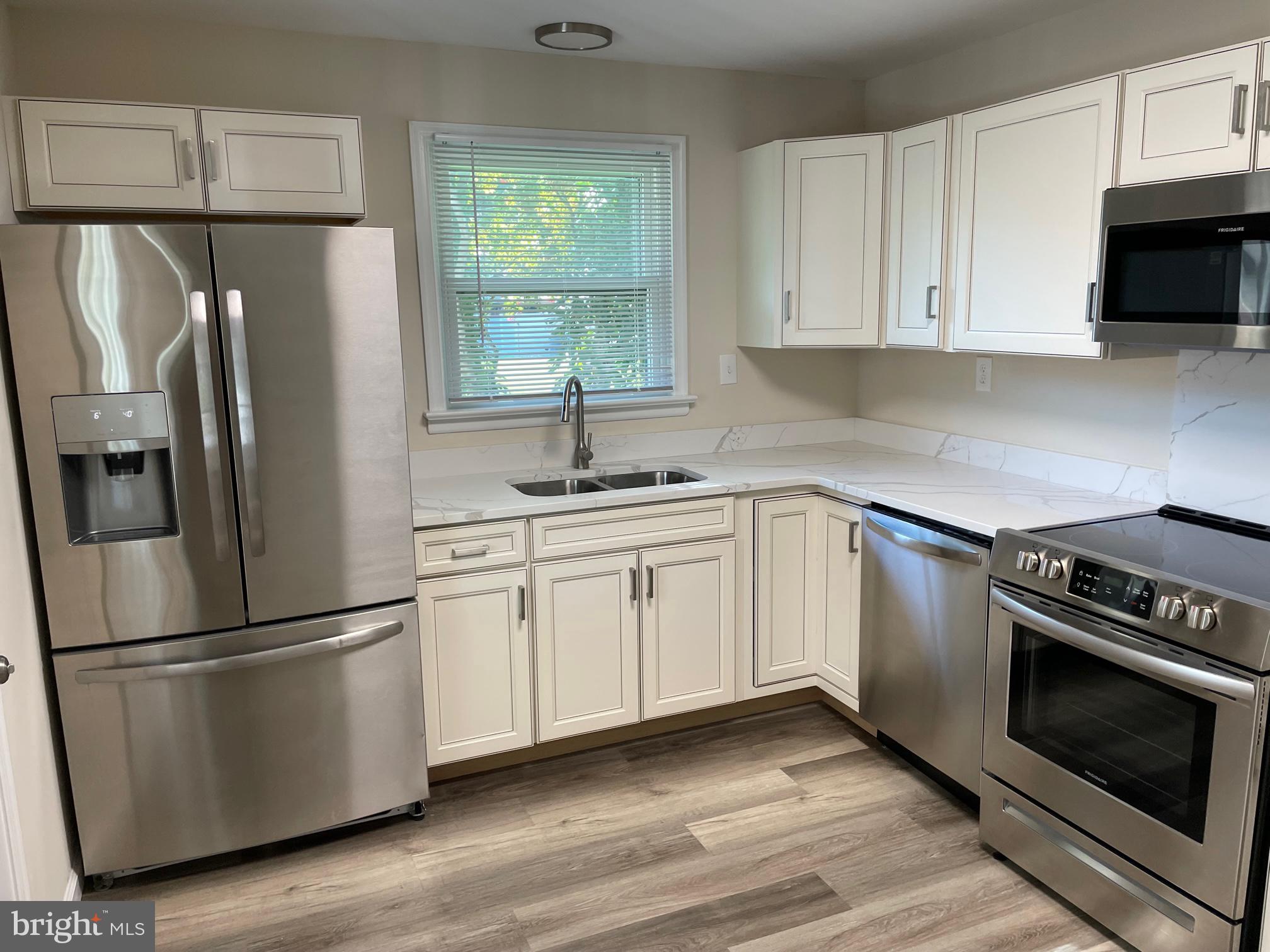 FAIRVIEW  BEACH - Residential Lease