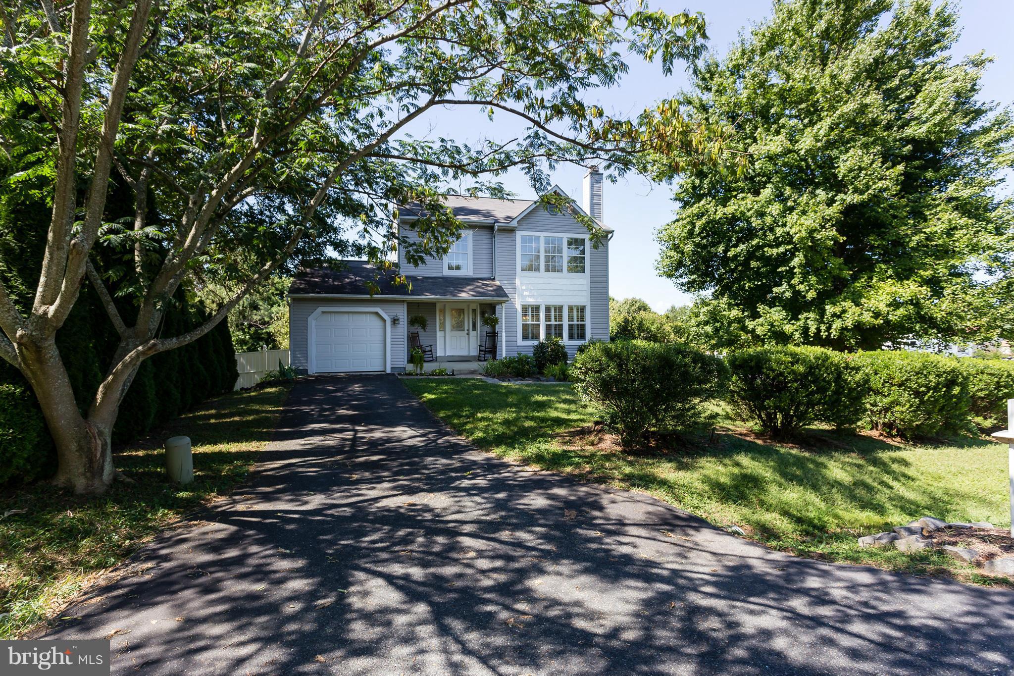 VISTA WOODS - Residential