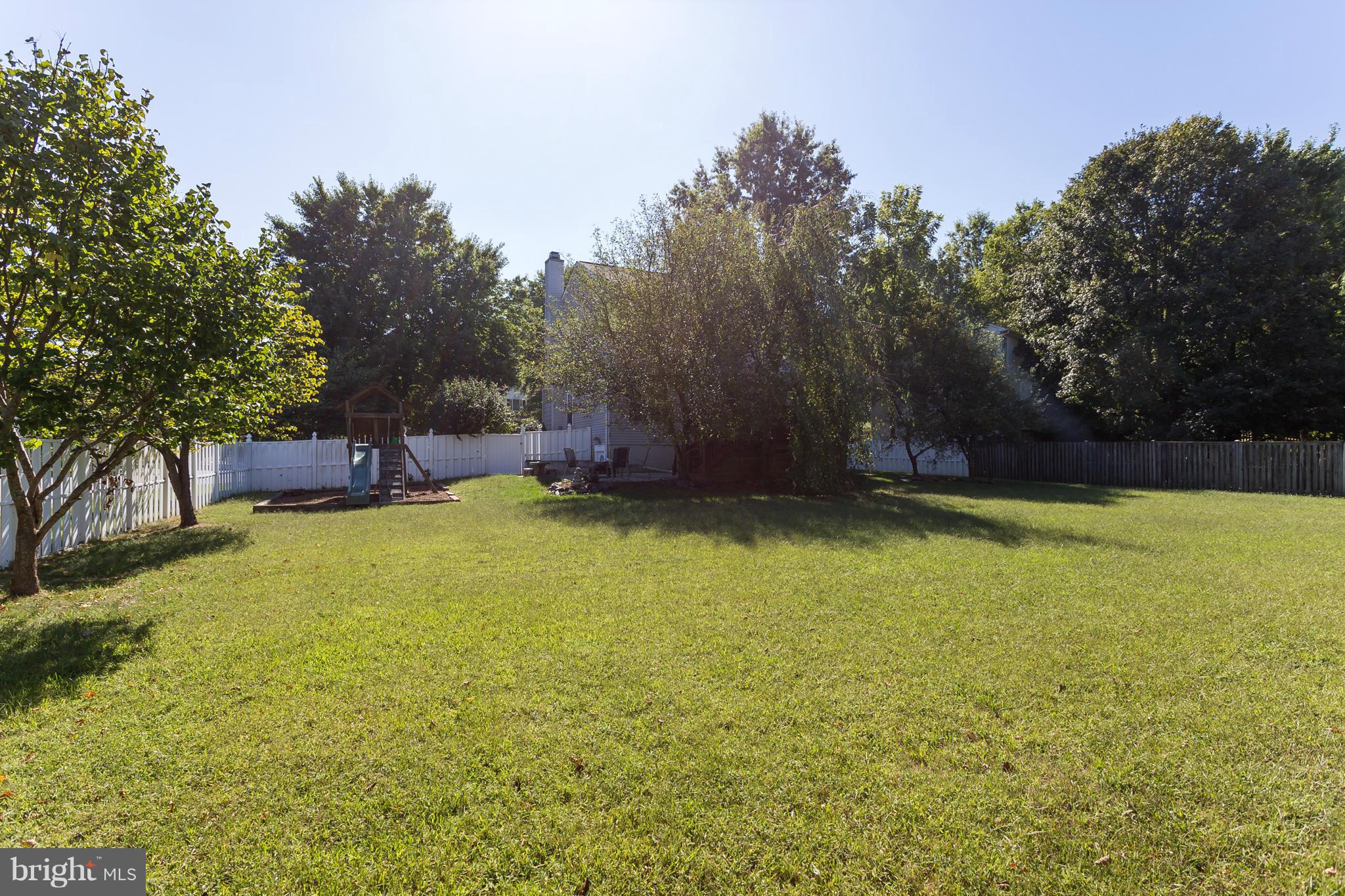 VISTA WOODS - Residential