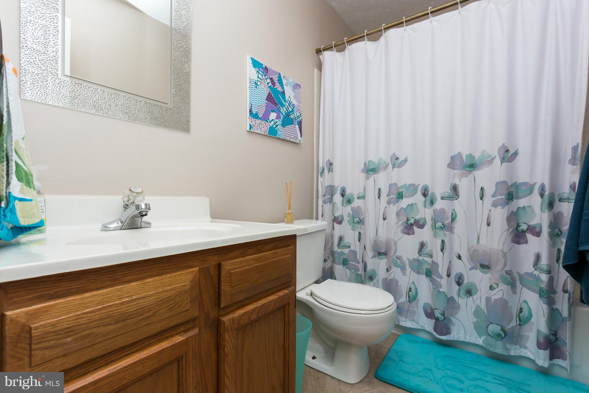 VISTA WOODS - Residential