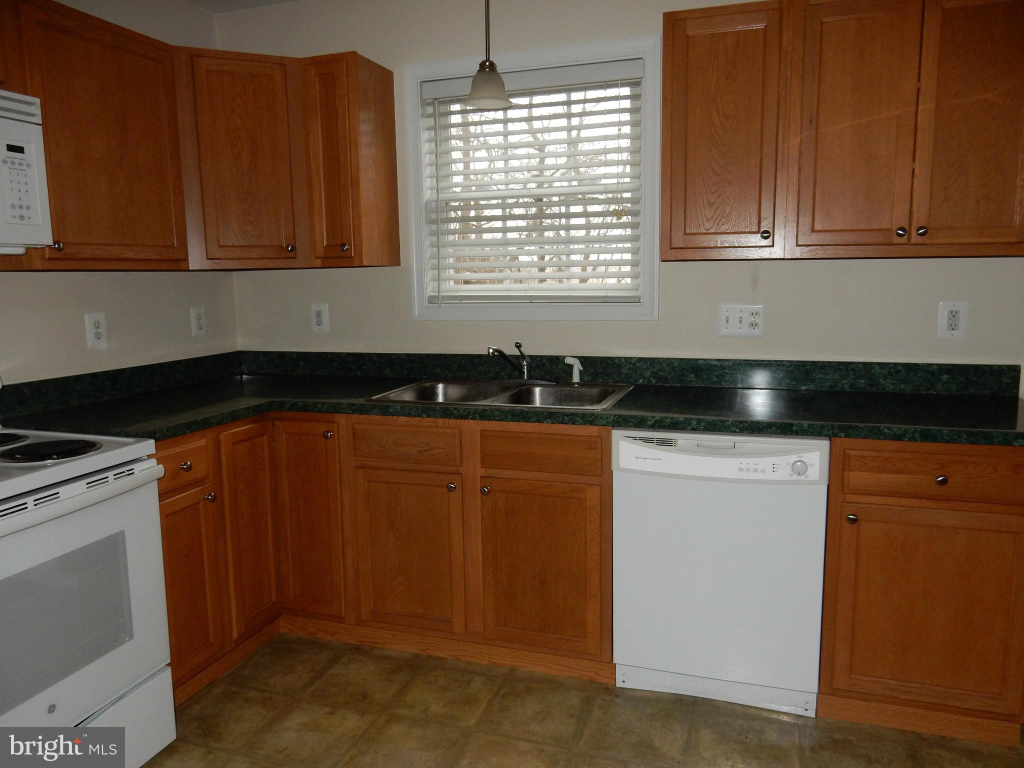 MADISON VILLAGE - Residential