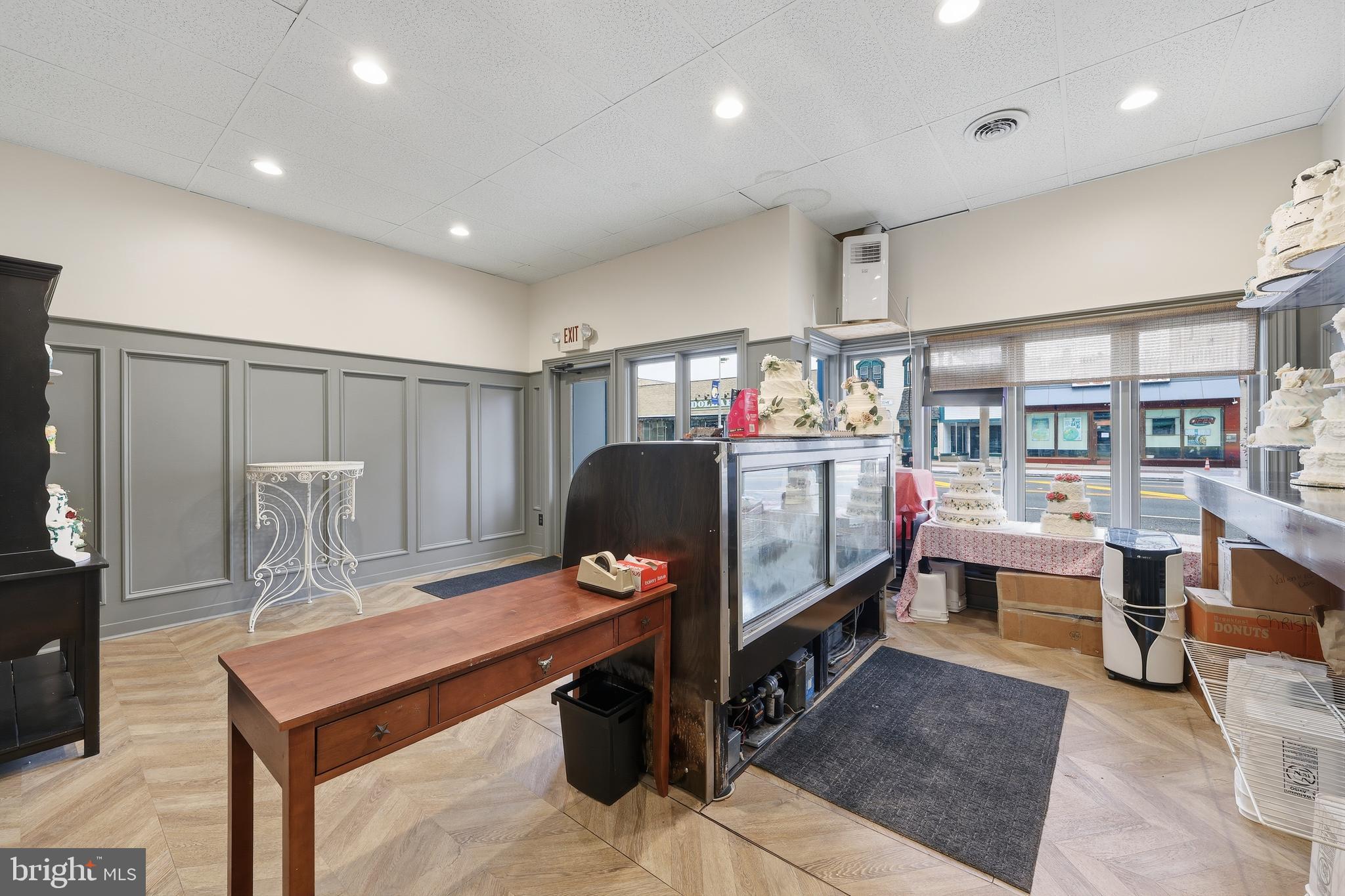 NONE - Commercial Sale