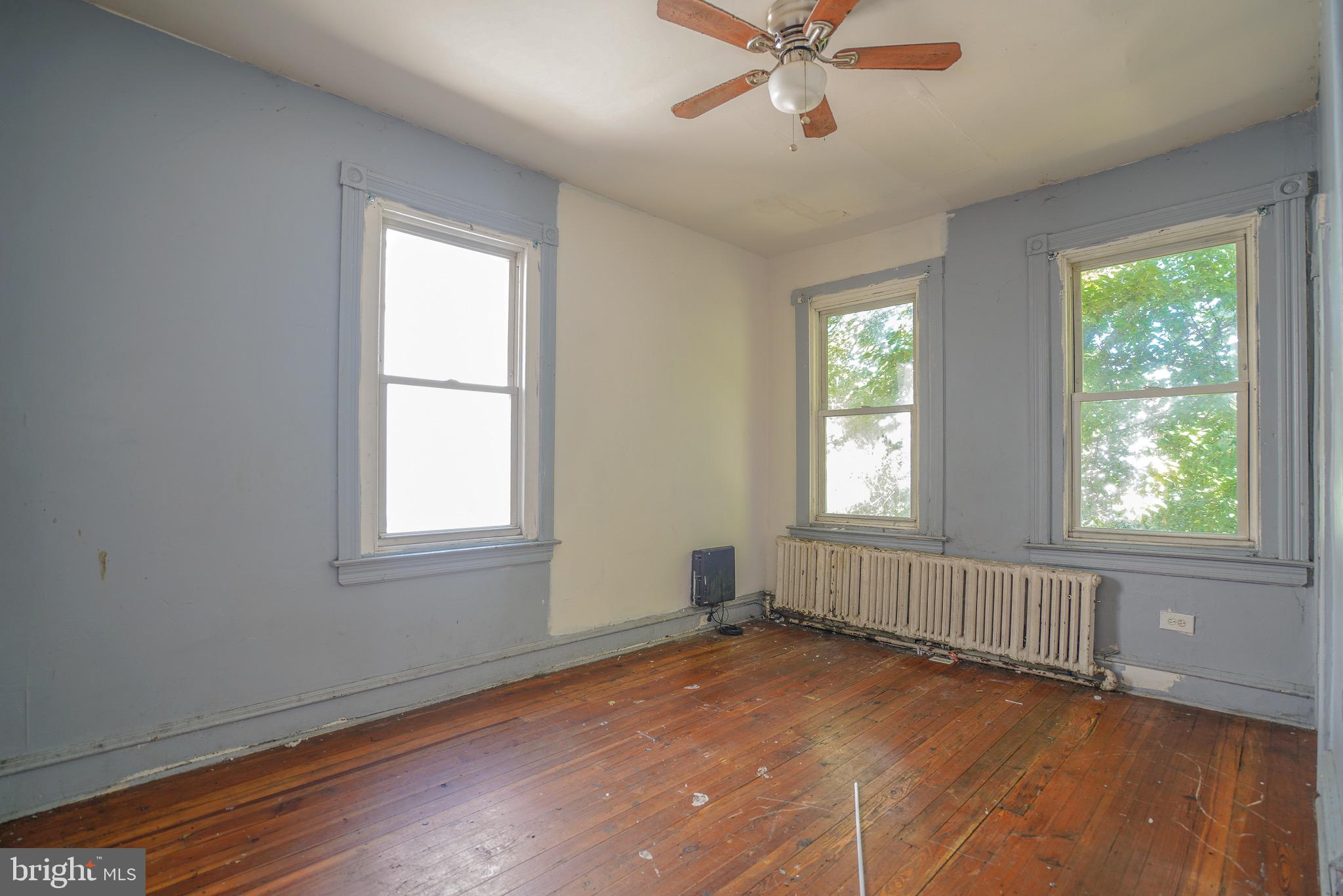 FRANKFORD - Residential